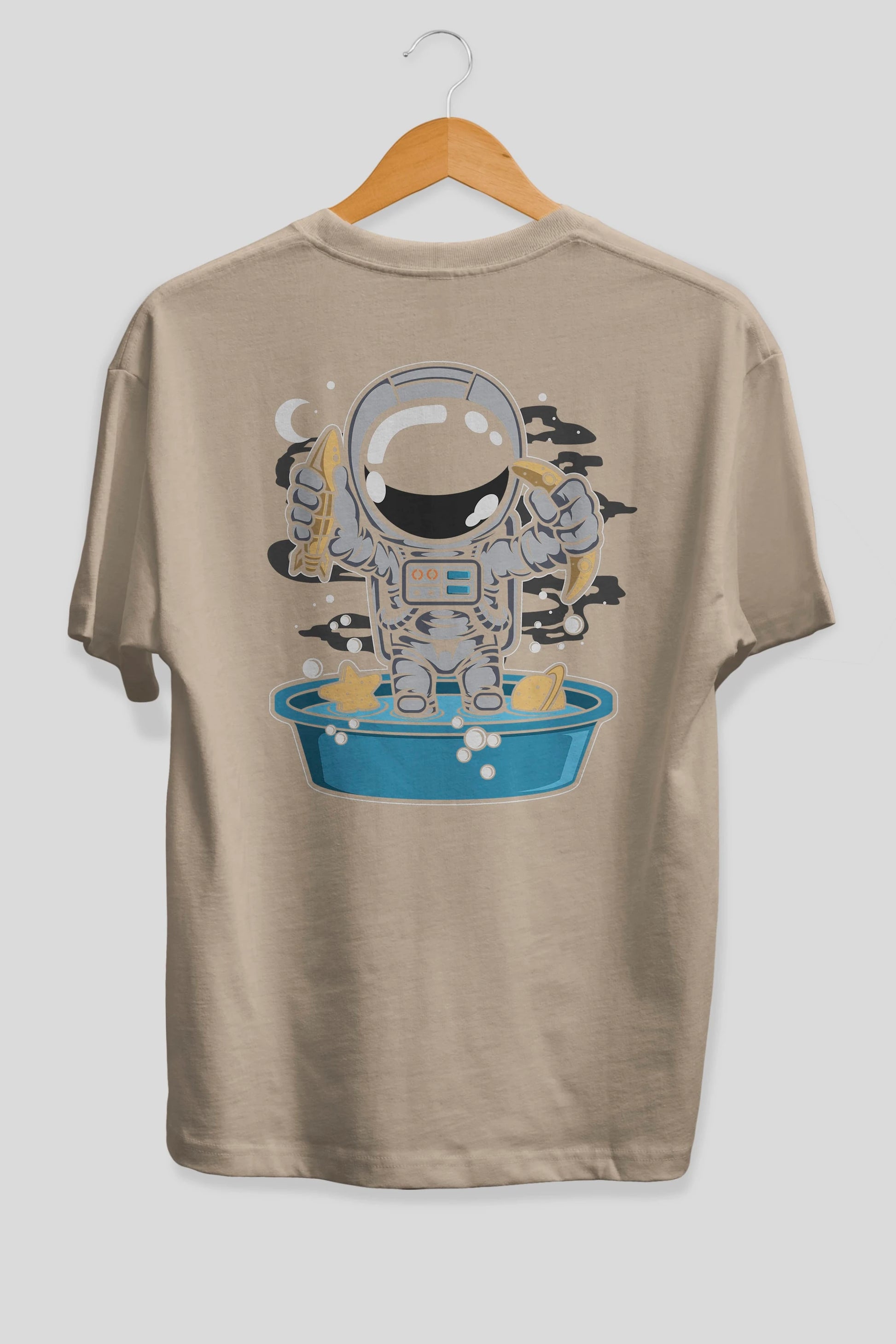 Astronaut Bath Tub Arka Baskılı Oversize t-shirt Erkek Kadın Unisex