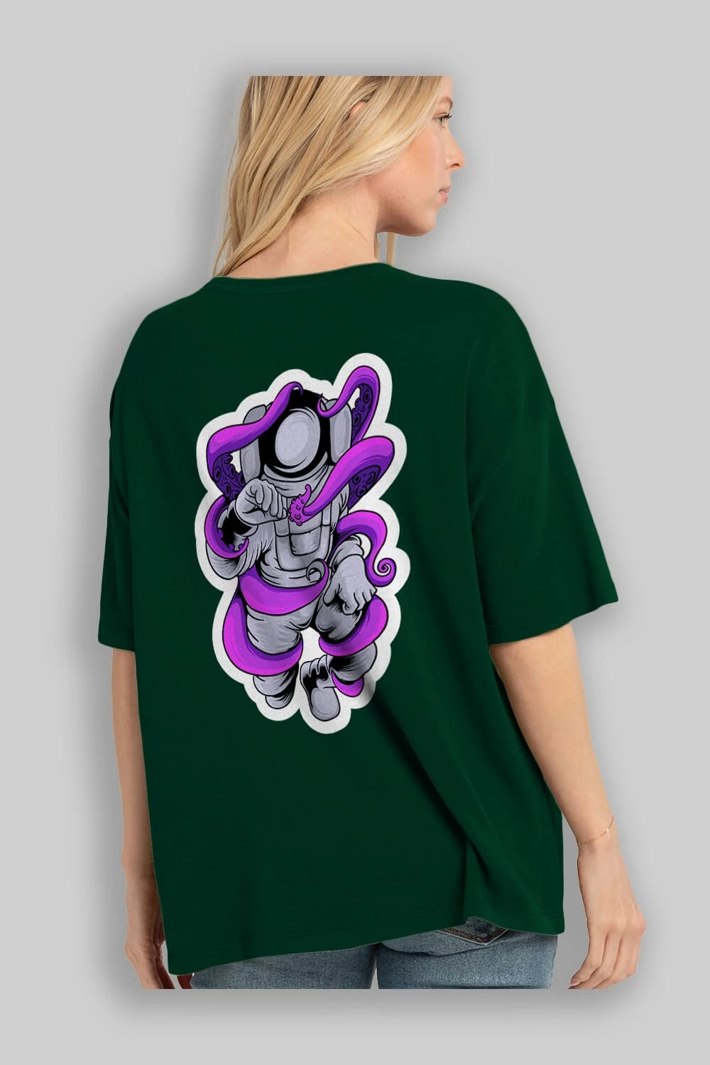 Astronaut fighting octopus sticker Arka Baskılı Oversize t-shirt Erkek Kadın Unisex