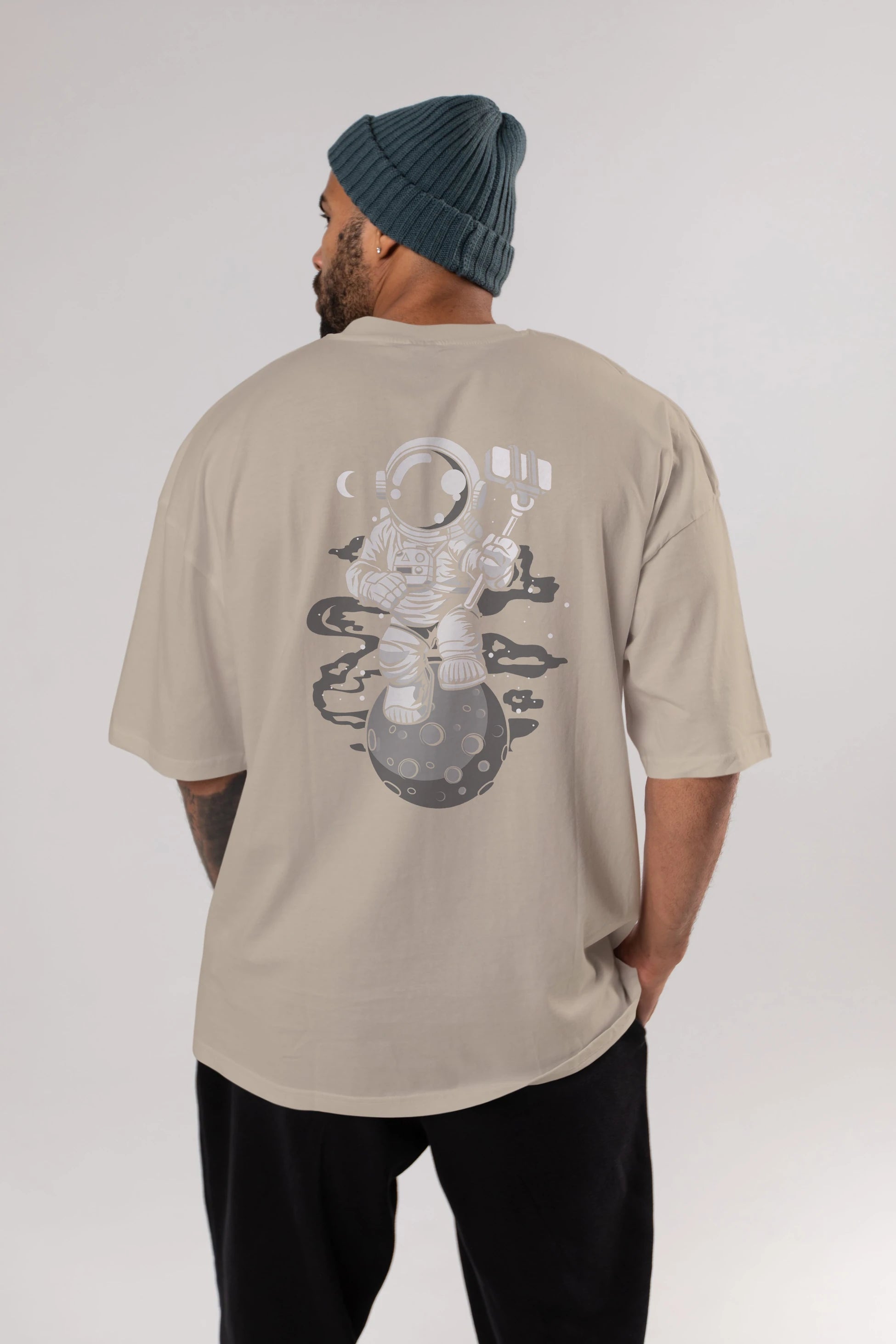 Astronaut Selfie Arka Baskılı Oversize t-shirt Erkek Kadın Unisex