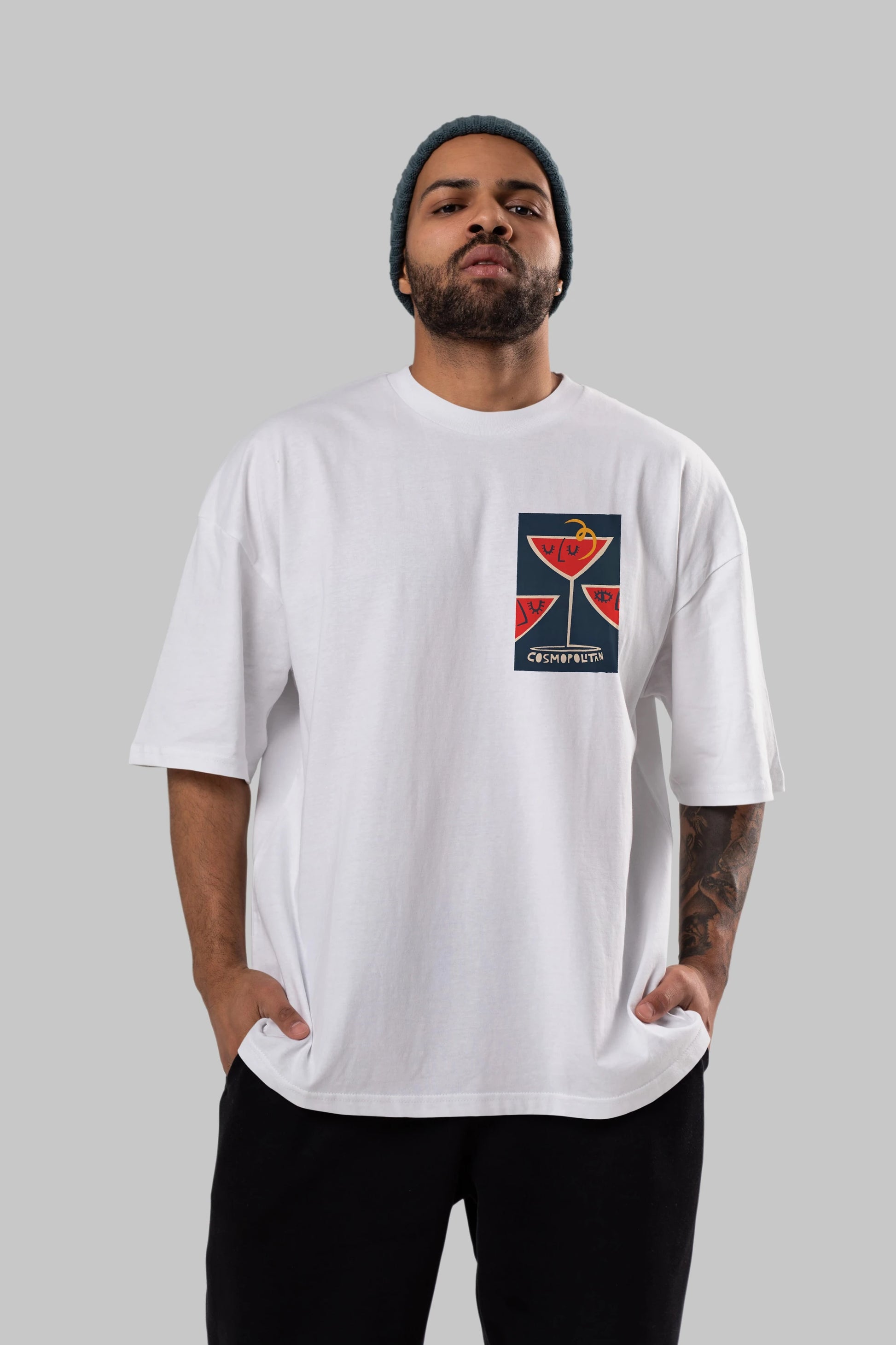 Cosmopolitan 4 Ön Sol Baskılı Oversize t-shirt Erkek Kadın Unisex %100 Pamuk Bisiklet Yaka tişort
