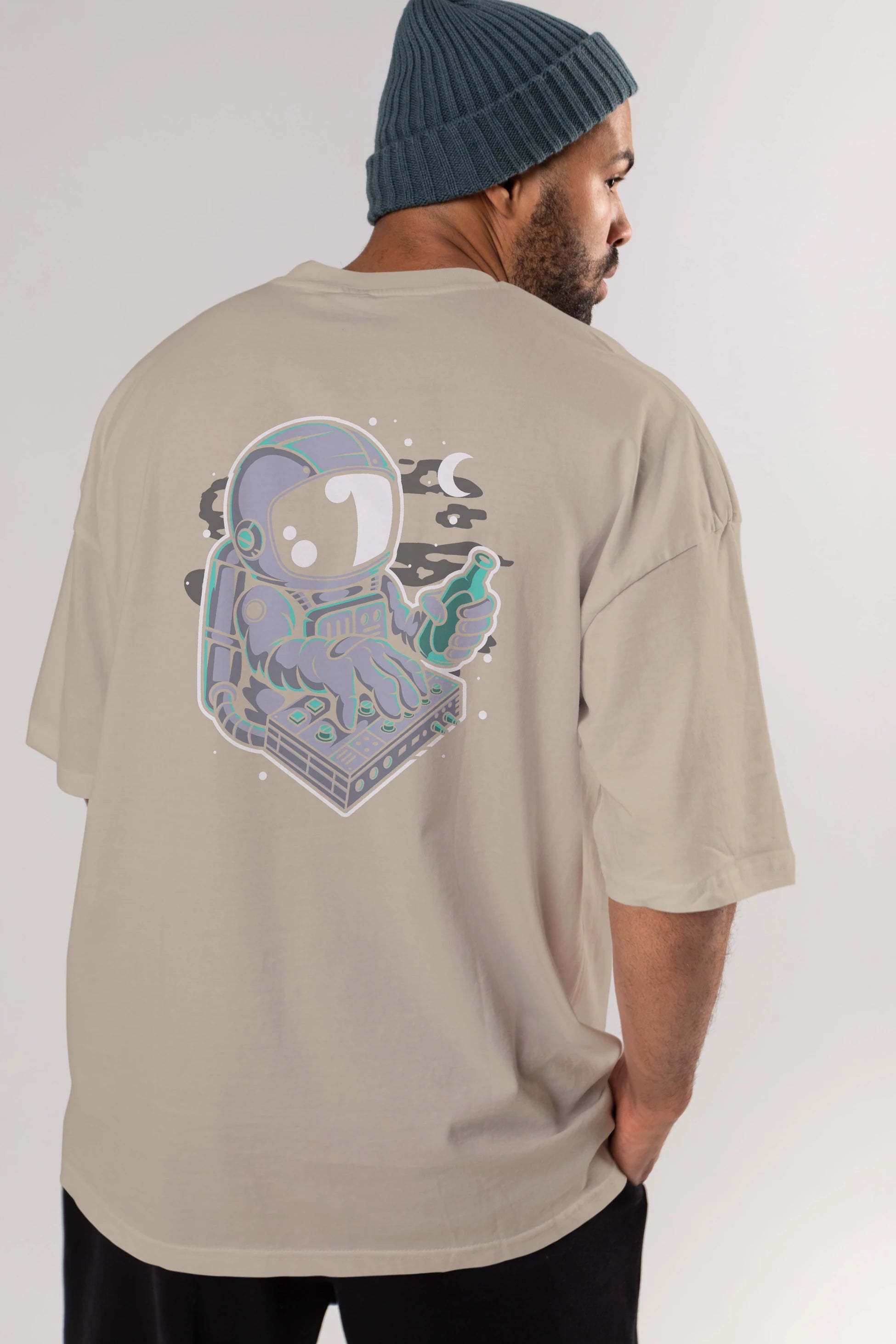 Astronaut Synth Arka Baskılı Oversize t-shirt Erkek Kadın Unisex
