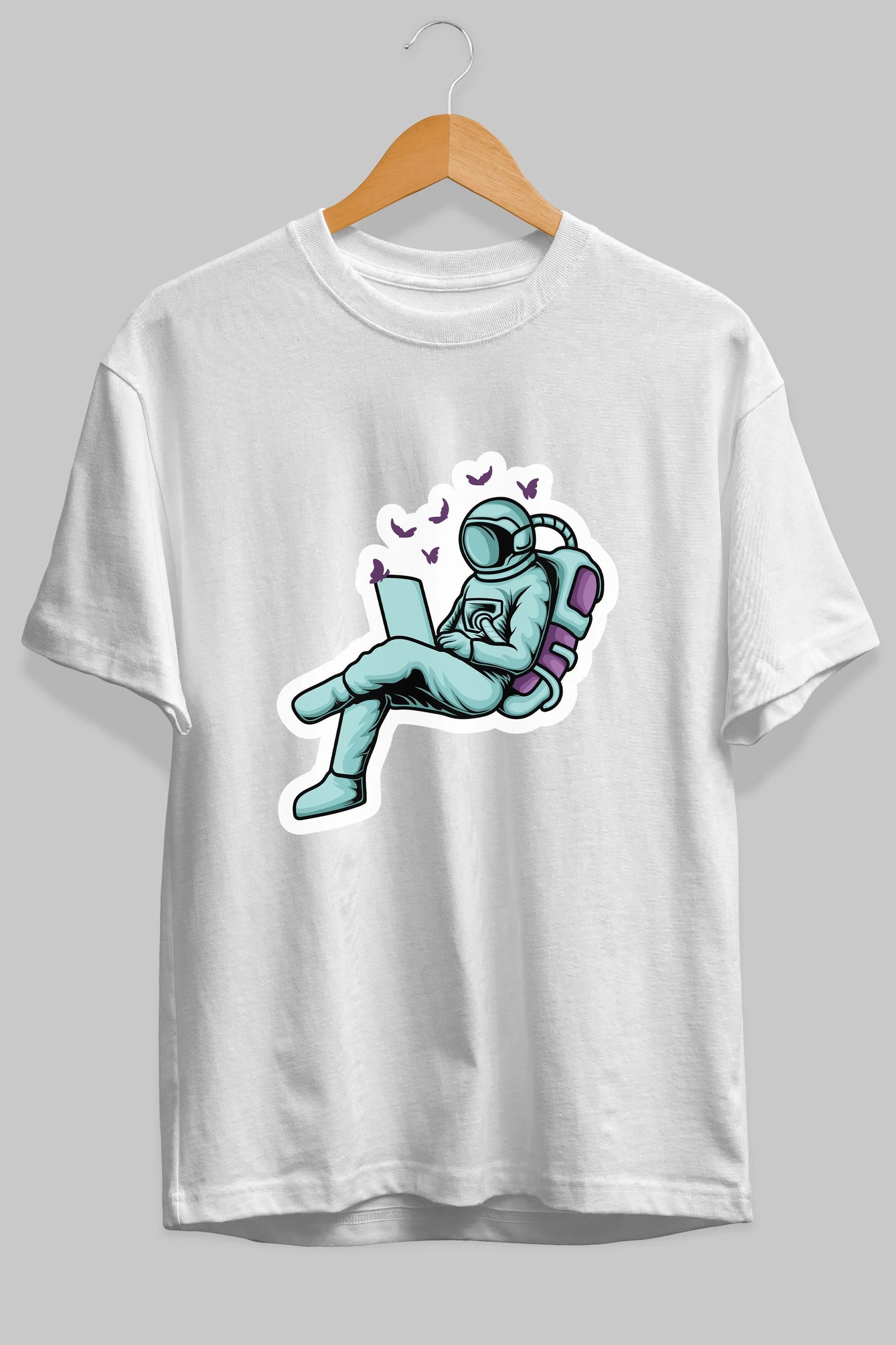 Work with Butterflies in Space Sticker Ön Baskılı Oversize t-shirt Erkek Kadın Unisex