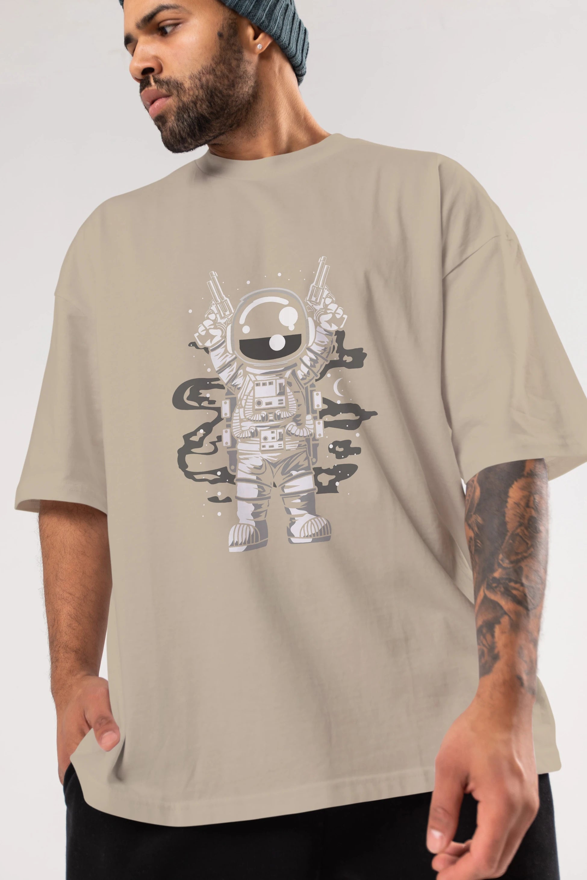 Astronaut Gun Ön Baskılı Oversize t-shirt Erkek Kadın Unisex