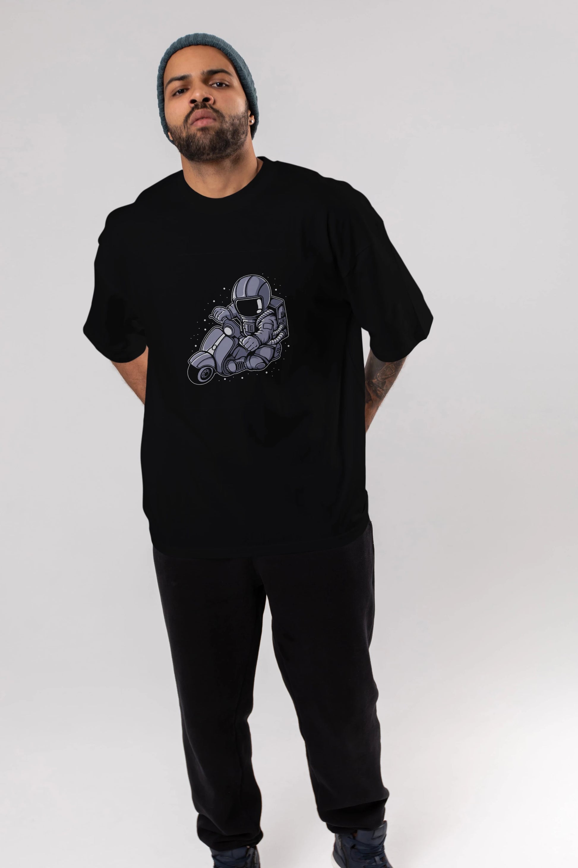 Astronaut Scooter (2) Ön Baskılı Oversize t-shirt Erkek Kadın Unisex