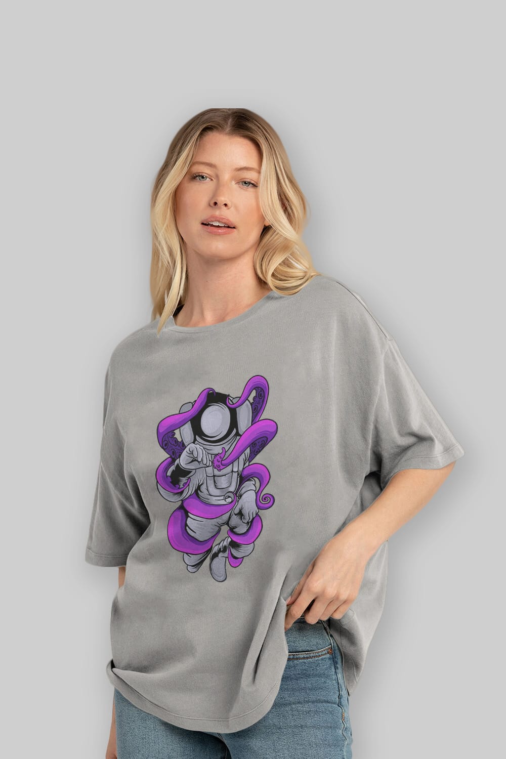 Astronaut fighting octopus Ön Baskılı Oversize t-shirt Erkek Kadın Unisex