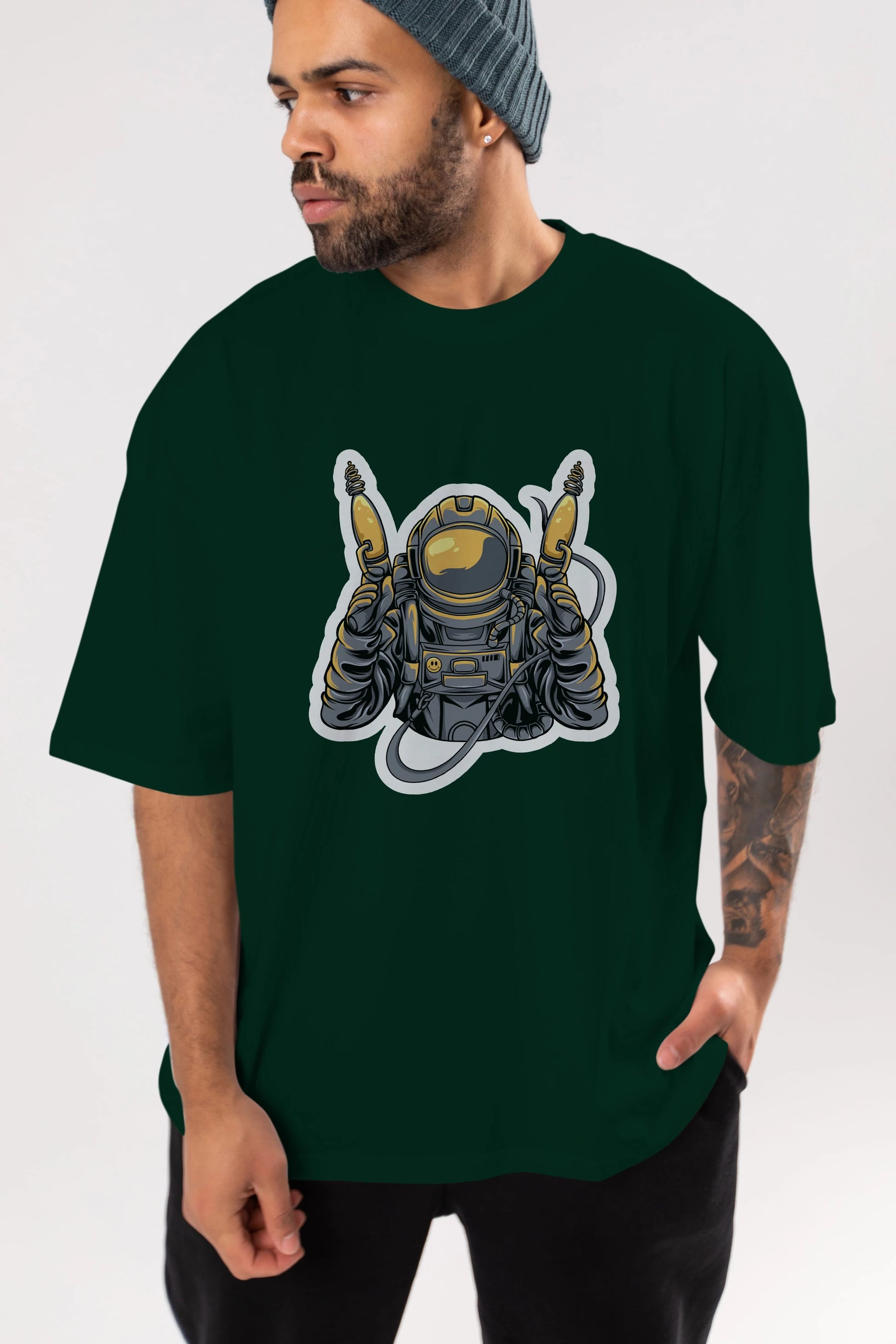 Alien Hunter Sticker Ön Baskılı Oversize t-shirt Erkek Kadın Unisex