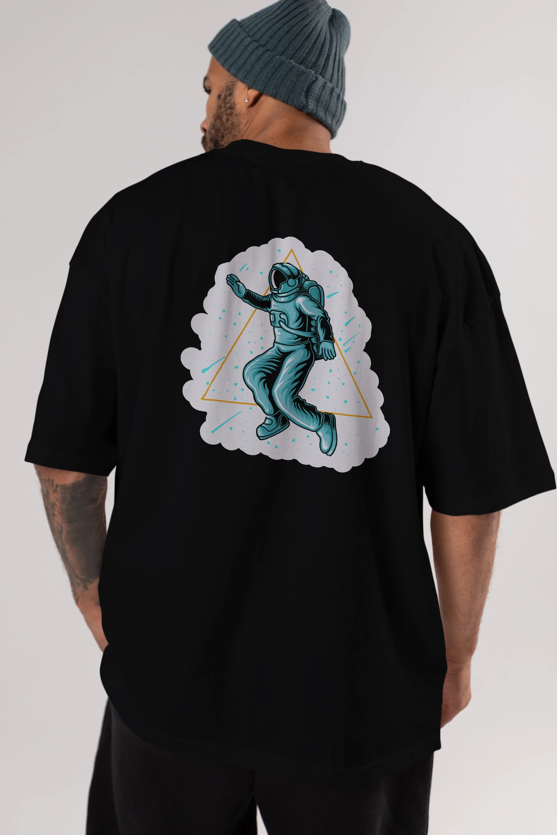 Astronaut Starry Triangle Sticker Arka Baskılı Oversize t-shirt Erkek Kadın Unisex