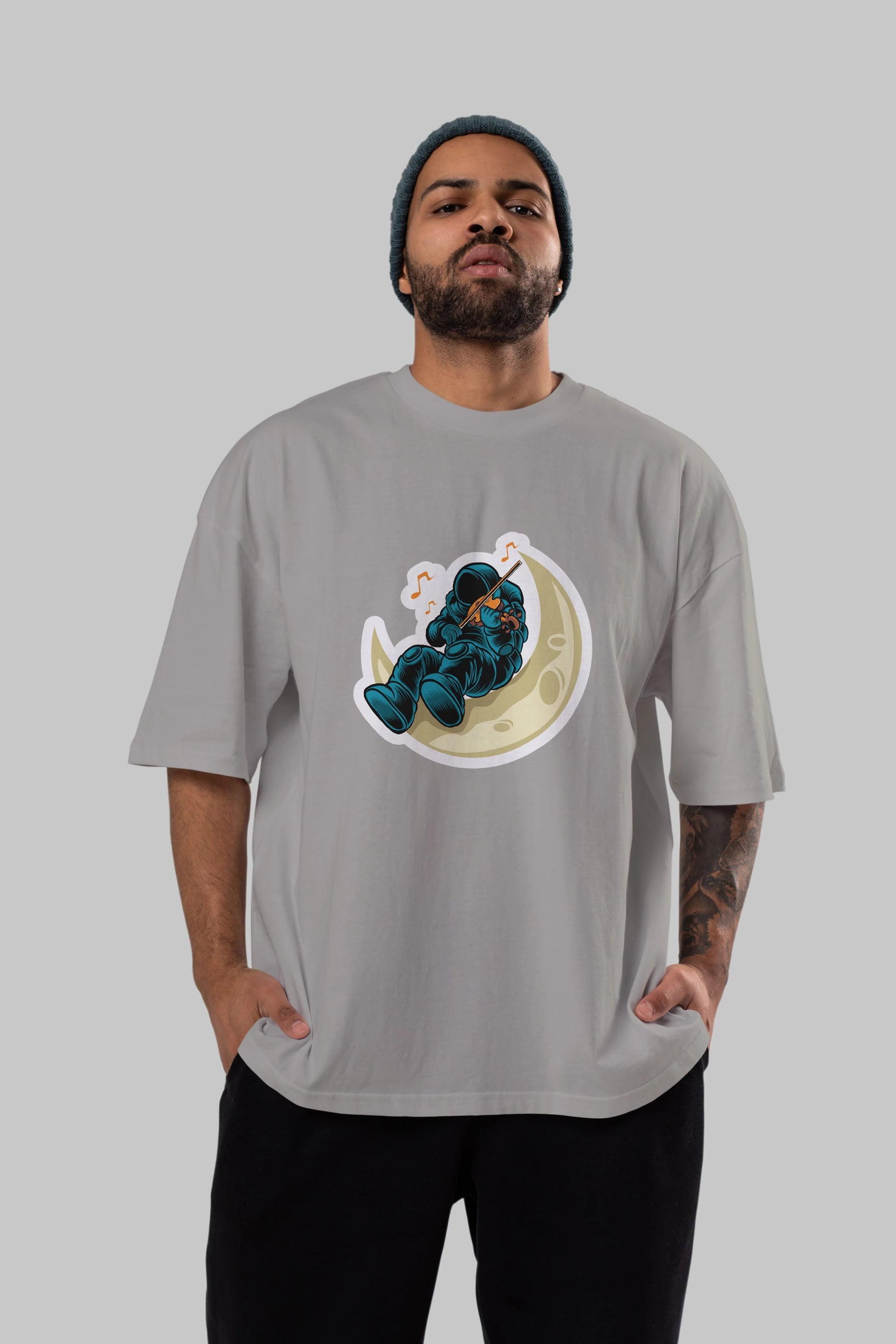 Playing Vionist in Space Sticker Ön Baskılı Oversize t-shirt Erkek Kadın Unisex