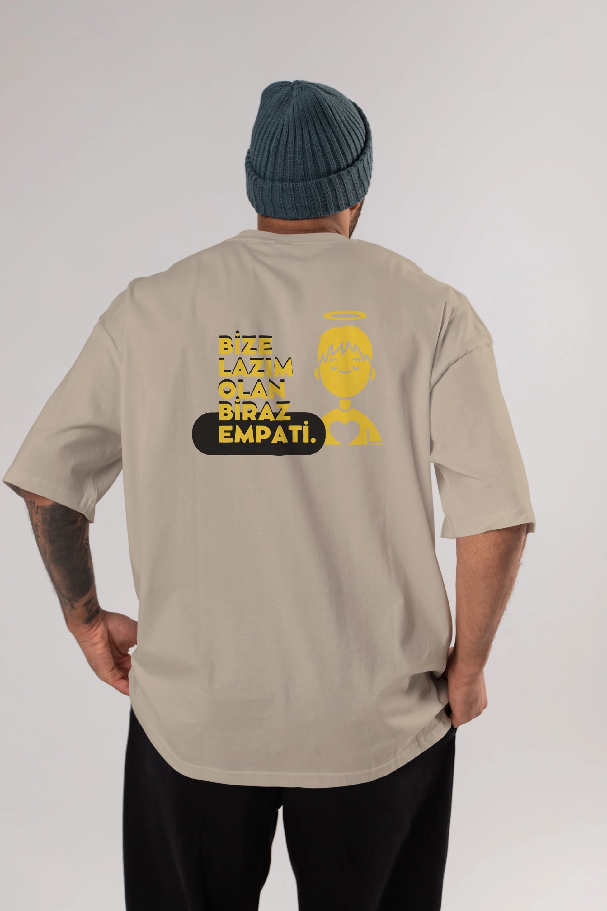 Bize Lazım Olan Biraz Empati Arka Baskılı Oversize t-shirt Erkek Kadın Unisex