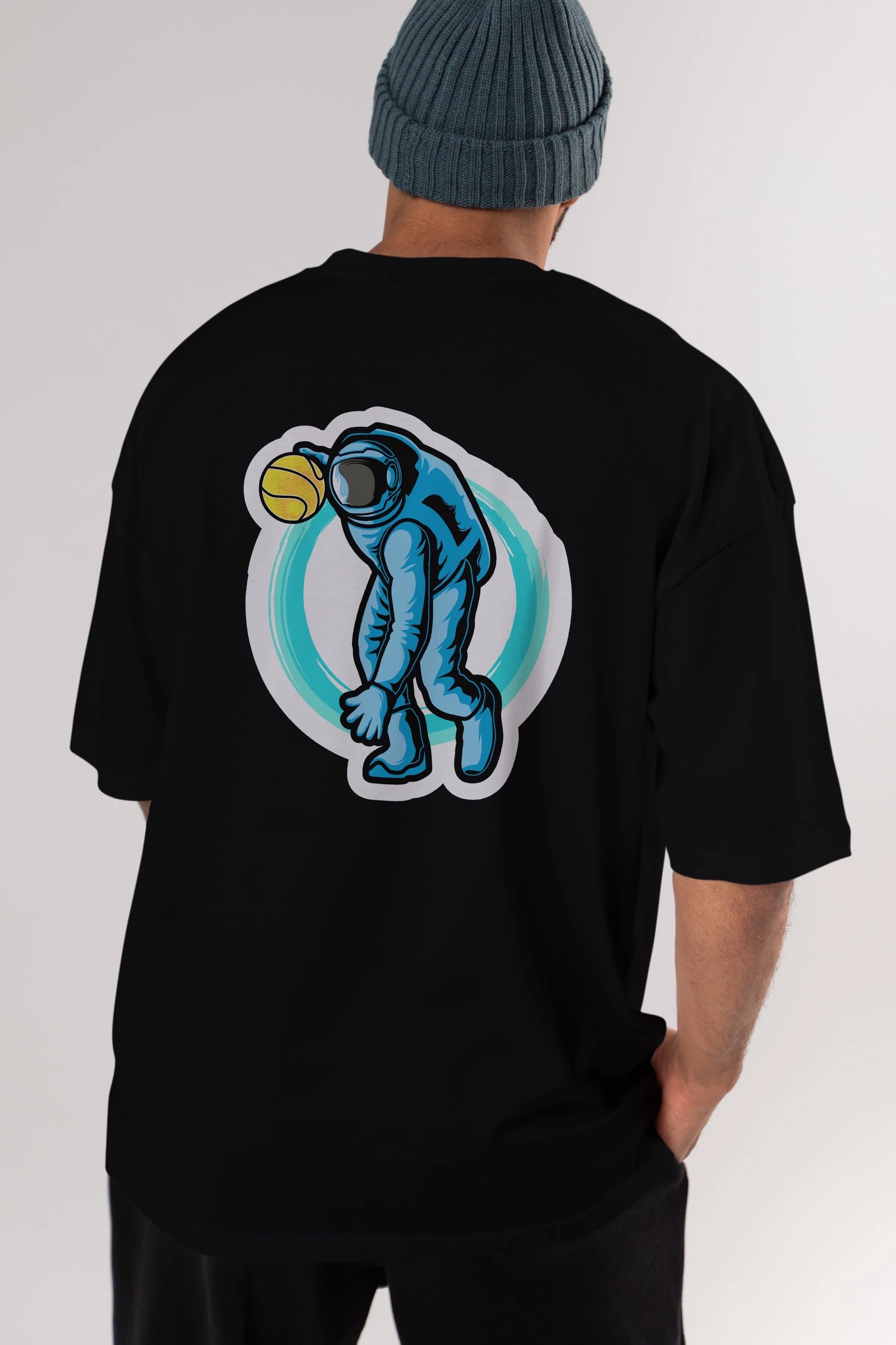 Astronaut Dribble Sticker Arka Baskılı Oversize t-shirt Erkek Kadın Unisex