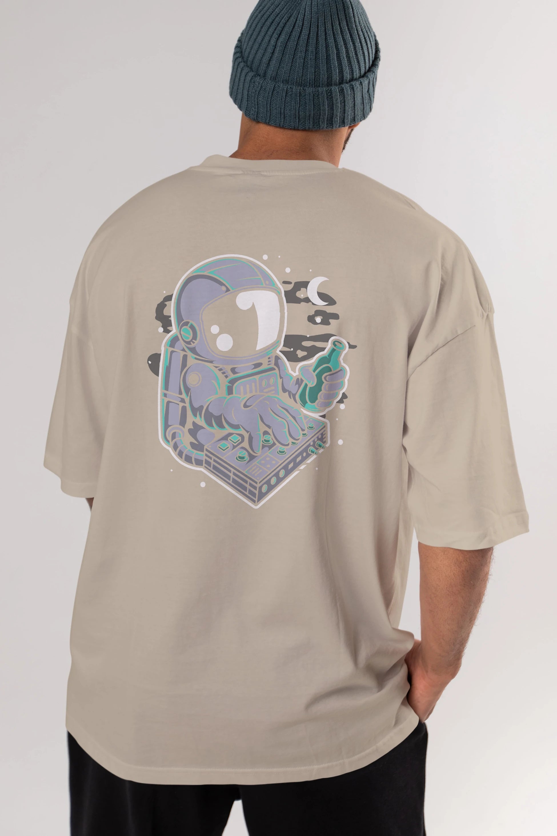 Astronaut Synth Arka Baskılı Oversize t-shirt Erkek Kadın Unisex
