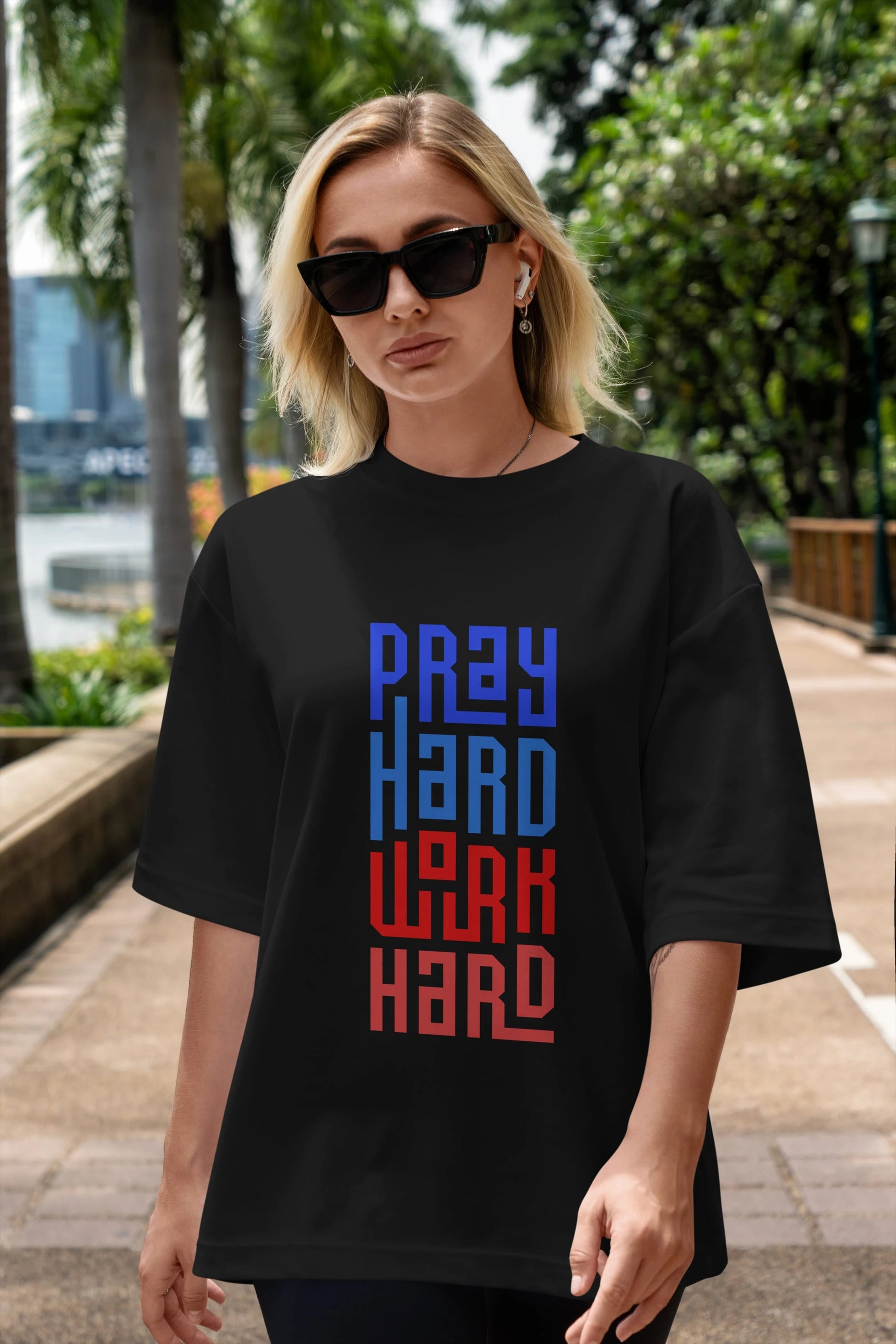 Pray Hard Work Hard Yazılı Ön Baskılı Oversize t-shirt Erkek Kadın Unisex