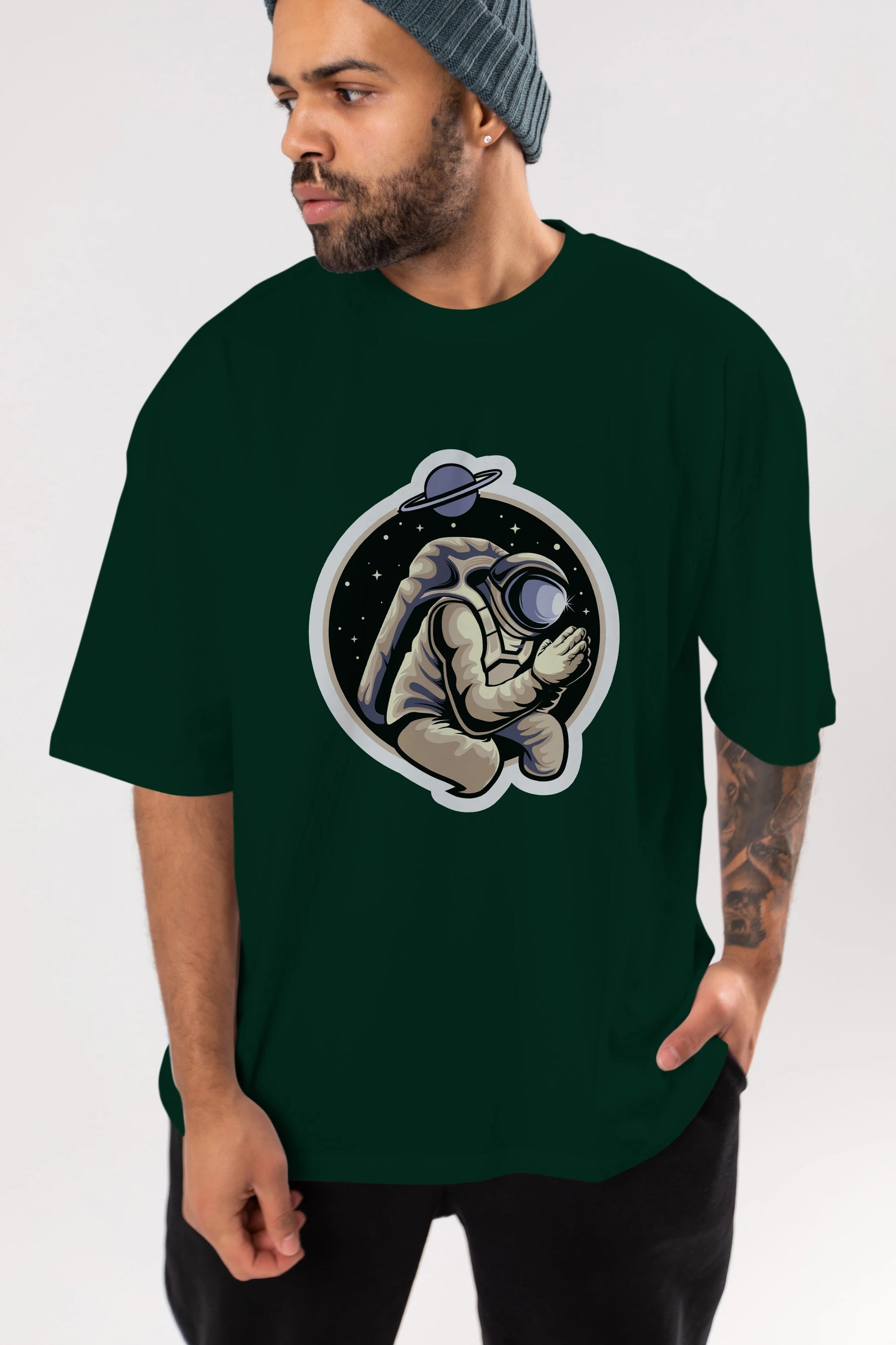 Astronaut Praying Sticker Ön Baskılı Oversize t-shirt Erkek Kadın Unisex