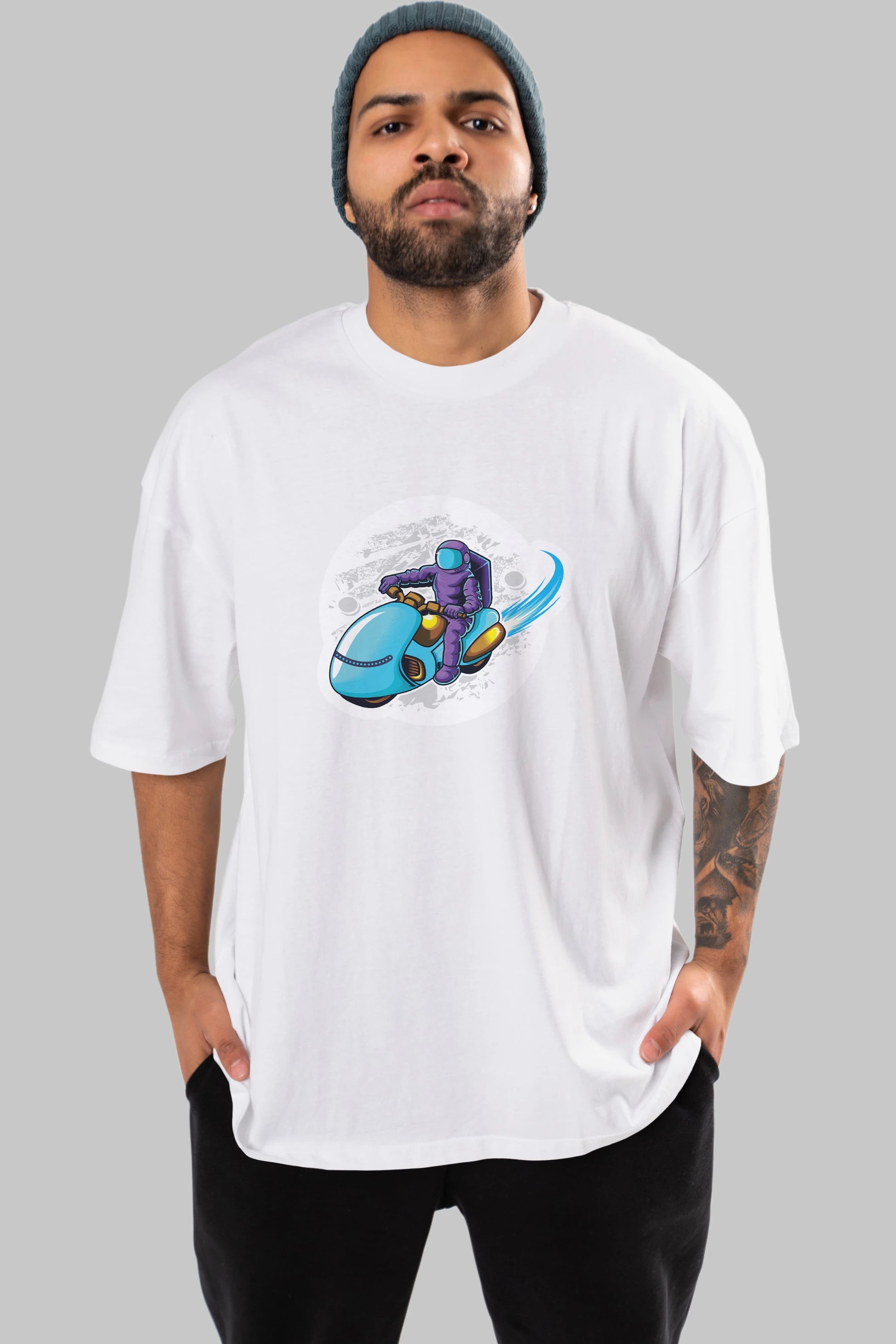 Astrorider in Space Sticker Ön Baskılı Oversize t-shirt Erkek Kadın Unisex