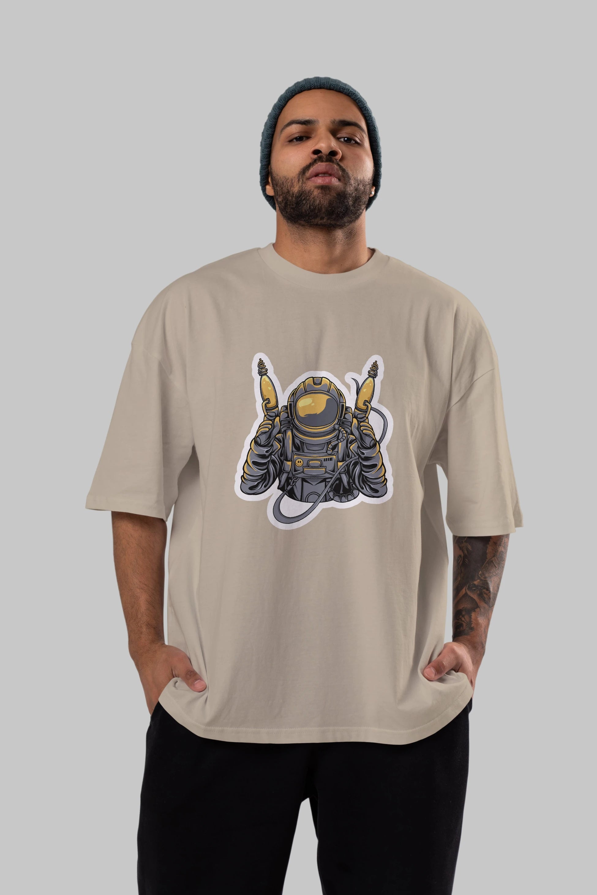 Alien Hunter Sticker Ön Baskılı Oversize t-shirt Erkek Kadın Unisex