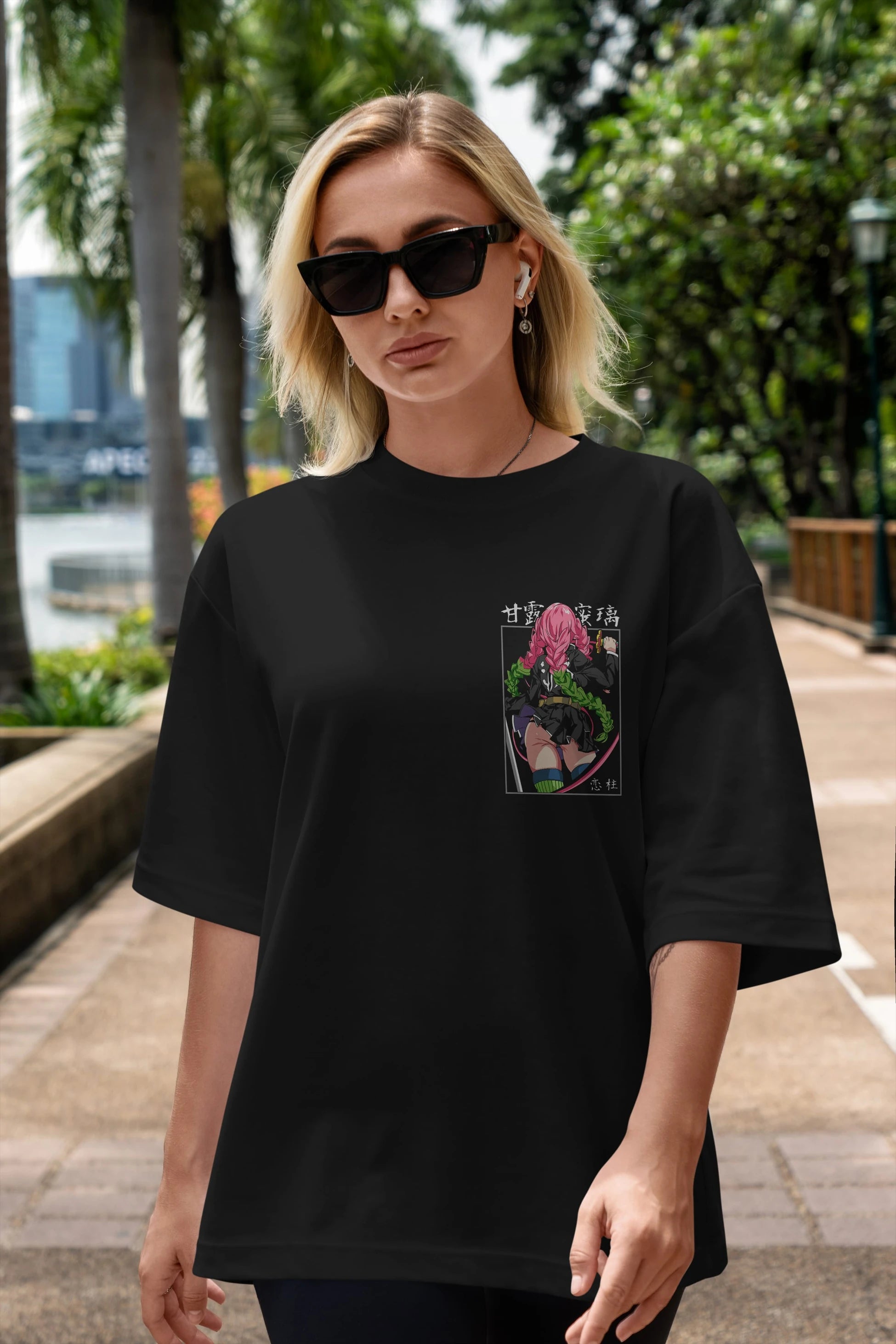 Mitsuri DEMONSLAYER Ön Sol Baskılı Oversize t-shirt Erkek Kadın Unisex %100 Pamuk Bisiklet Yaka tişort