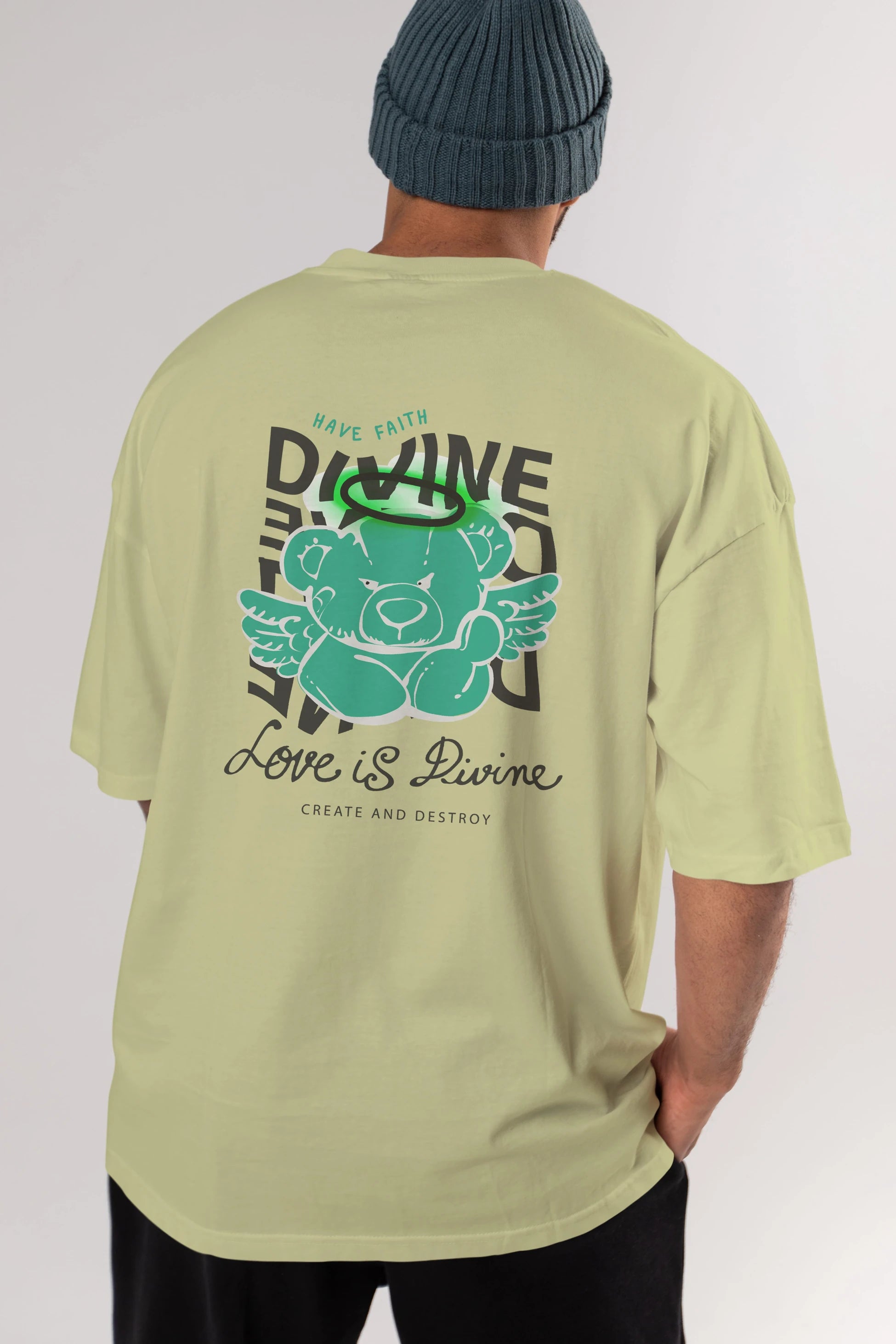 Love is Divine Bear Arka Baskılı Oversize t-shirt Erkek Kadın Unisex