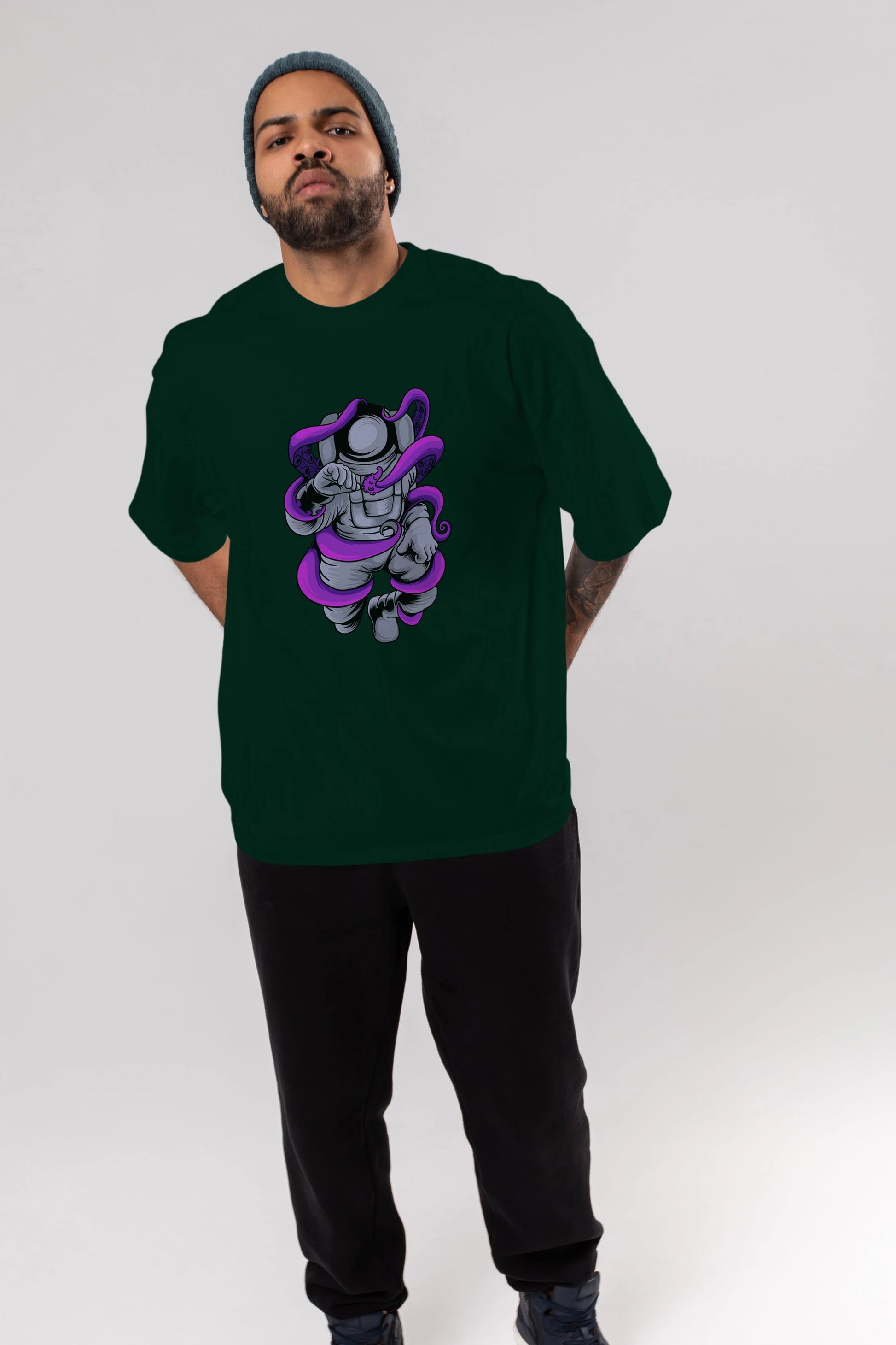 Astronaut fighting octopus Ön Baskılı Oversize t-shirt Erkek Kadın Unisex