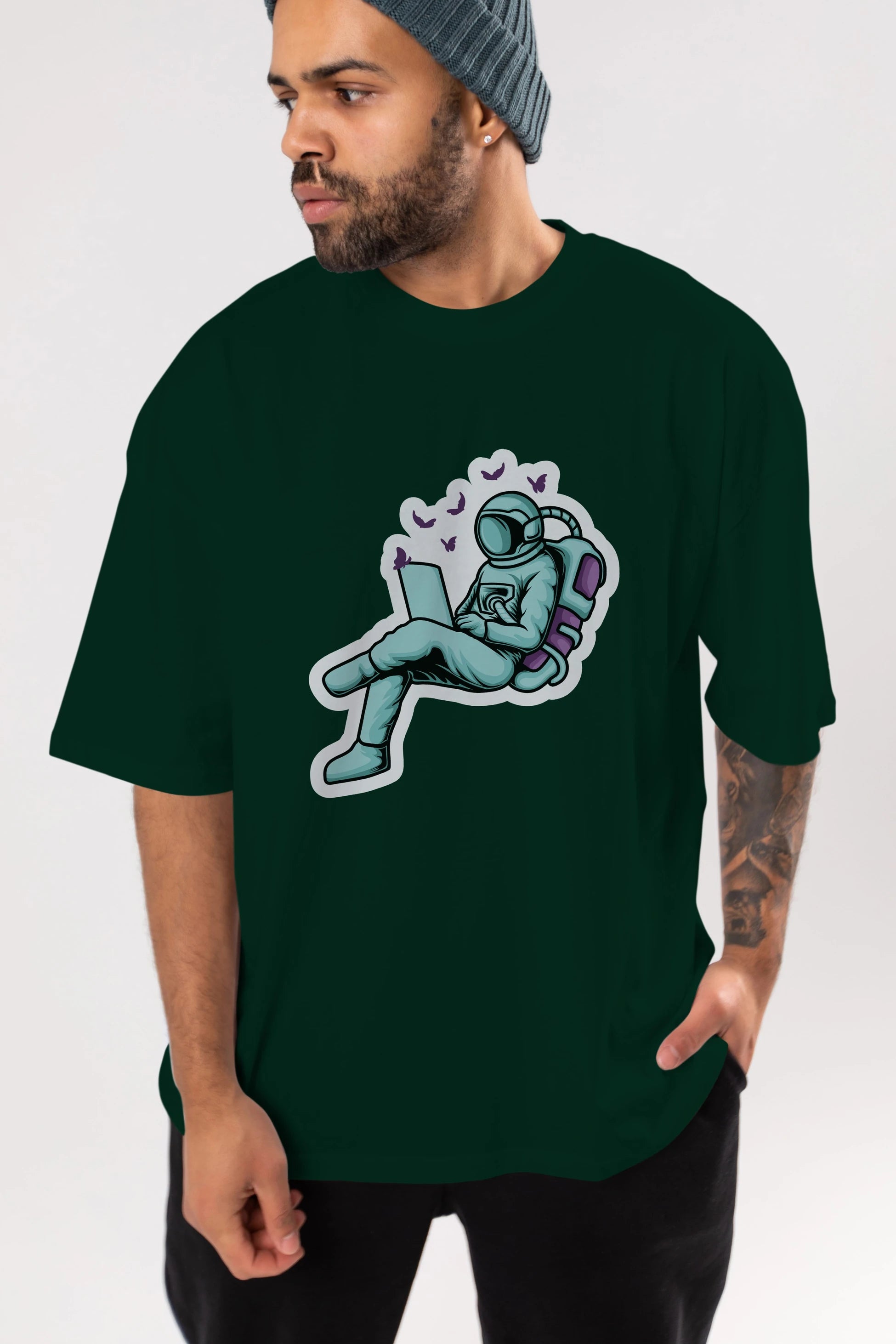 Work with Butterflies in Space Sticker Ön Baskılı Oversize t-shirt Erkek Kadın Unisex