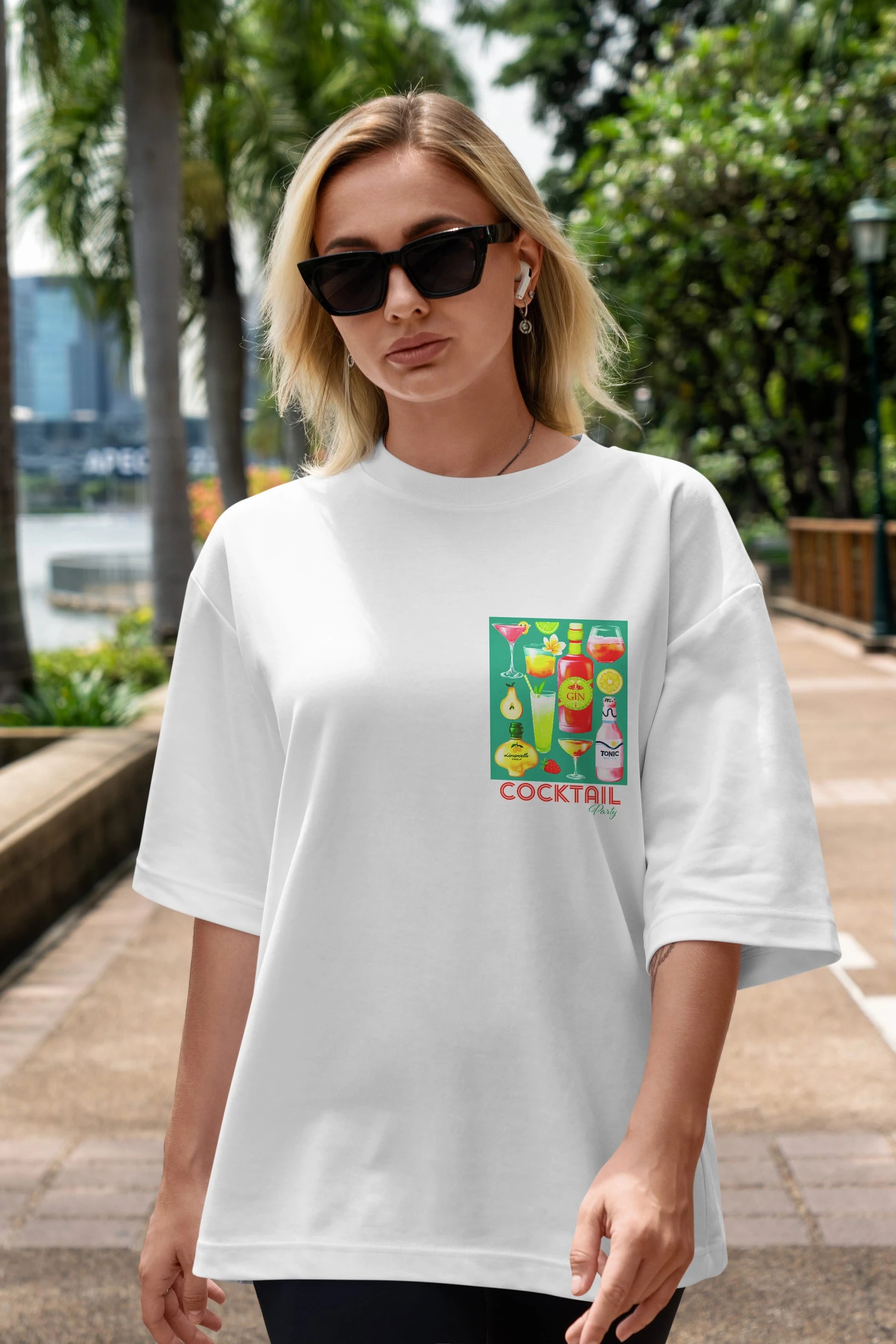 Cocktail Party 2 Ön Sol Baskılı Oversize t-shirt Erkek Kadın Unisex %100 Pamuk Bisiklet Yaka tişort