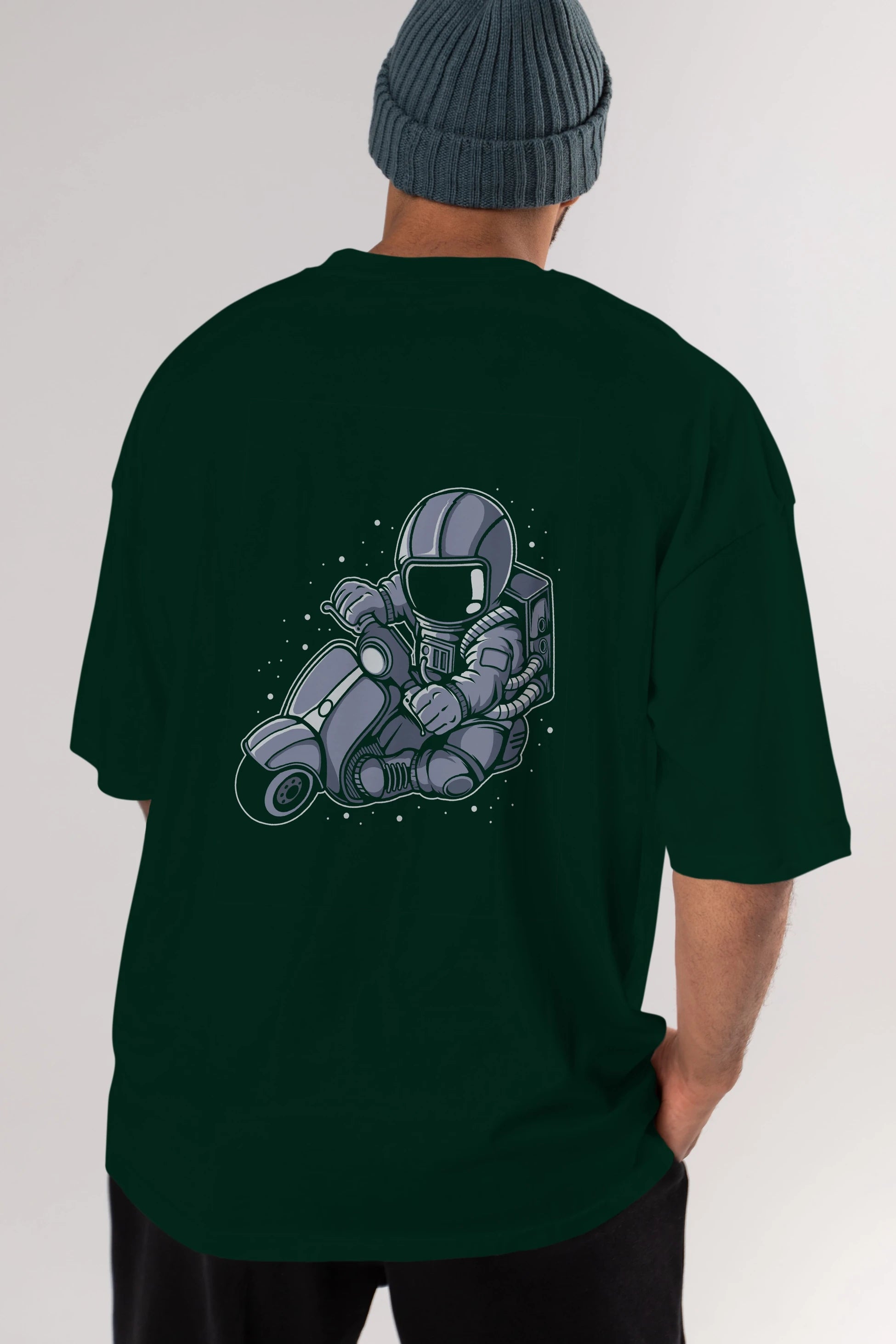 Astronaut Scooter (2) Arka Baskılı Oversize t-shirt Erkek Kadın Unisex