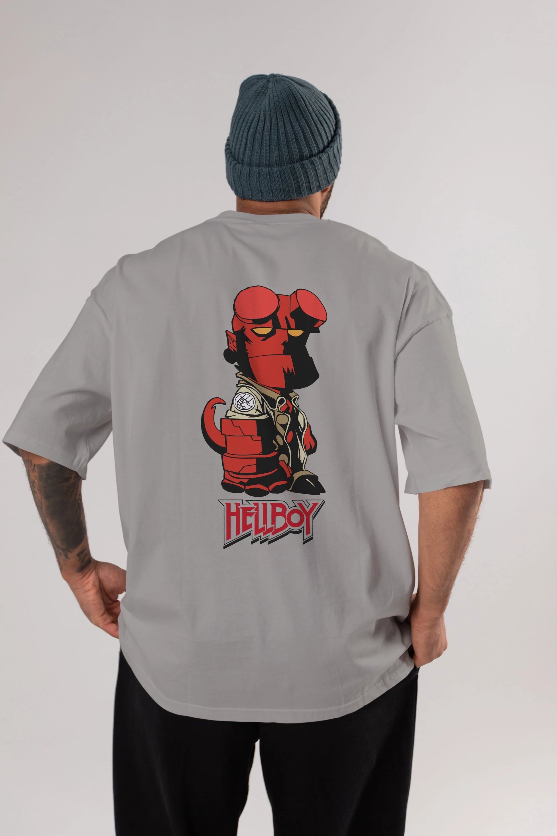 Hellboy (1) Arka Baskılı Oversize t-shirt Erkek Kadın Unisex %100 Pamuk Bisiklet Yaka tişort