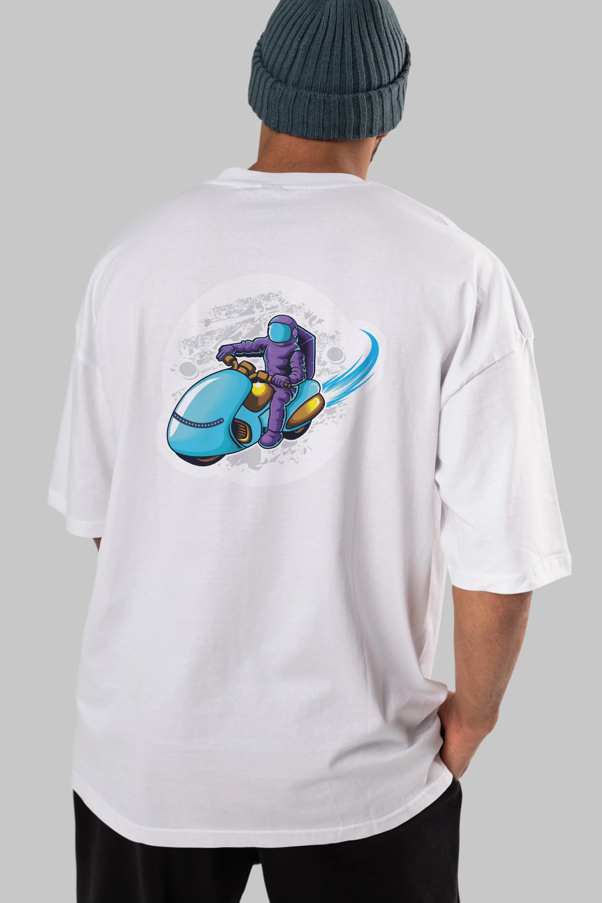 Astrorider in Space Sticker Arka Baskılı Oversize t-shirt Erkek Kadın Unisex