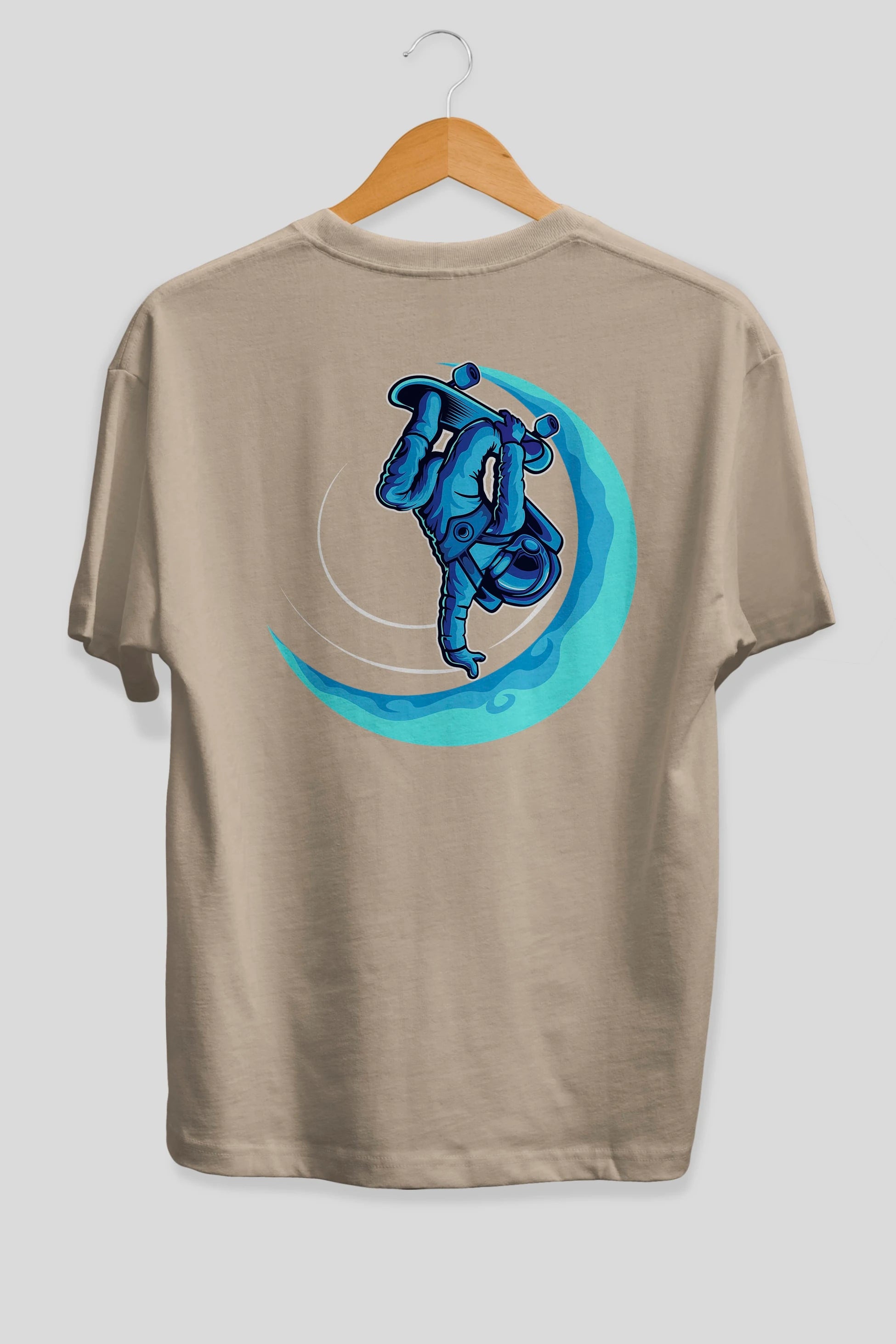 Skating on the moon Arka Baskılı Oversize t-shirt Erkek Kadın Unisex