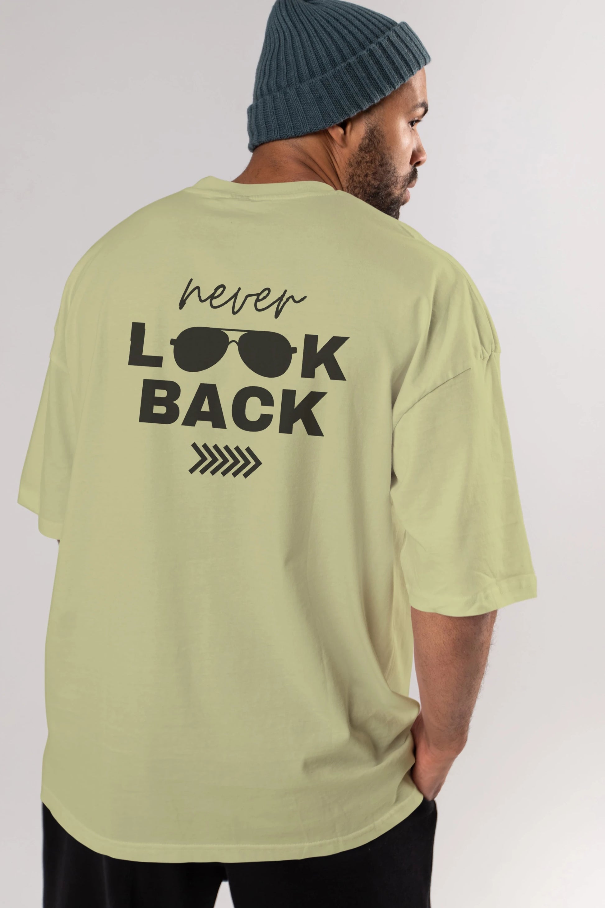 Never Look Back Yazılı Arka Baskılı Oversize t-shirt Erkek Kadın Unisex