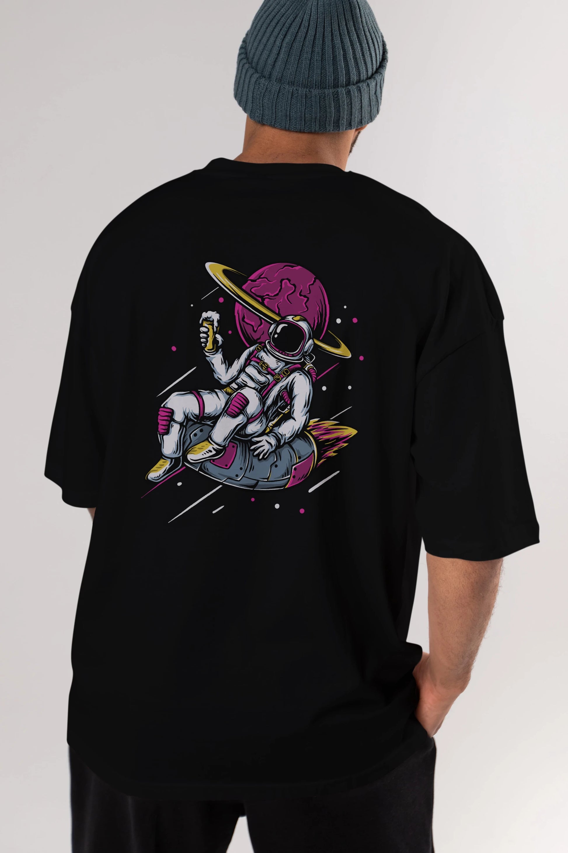 Astronaut Beer Arka Baskılı Oversize t-shirt Erkek Kadın Unisex