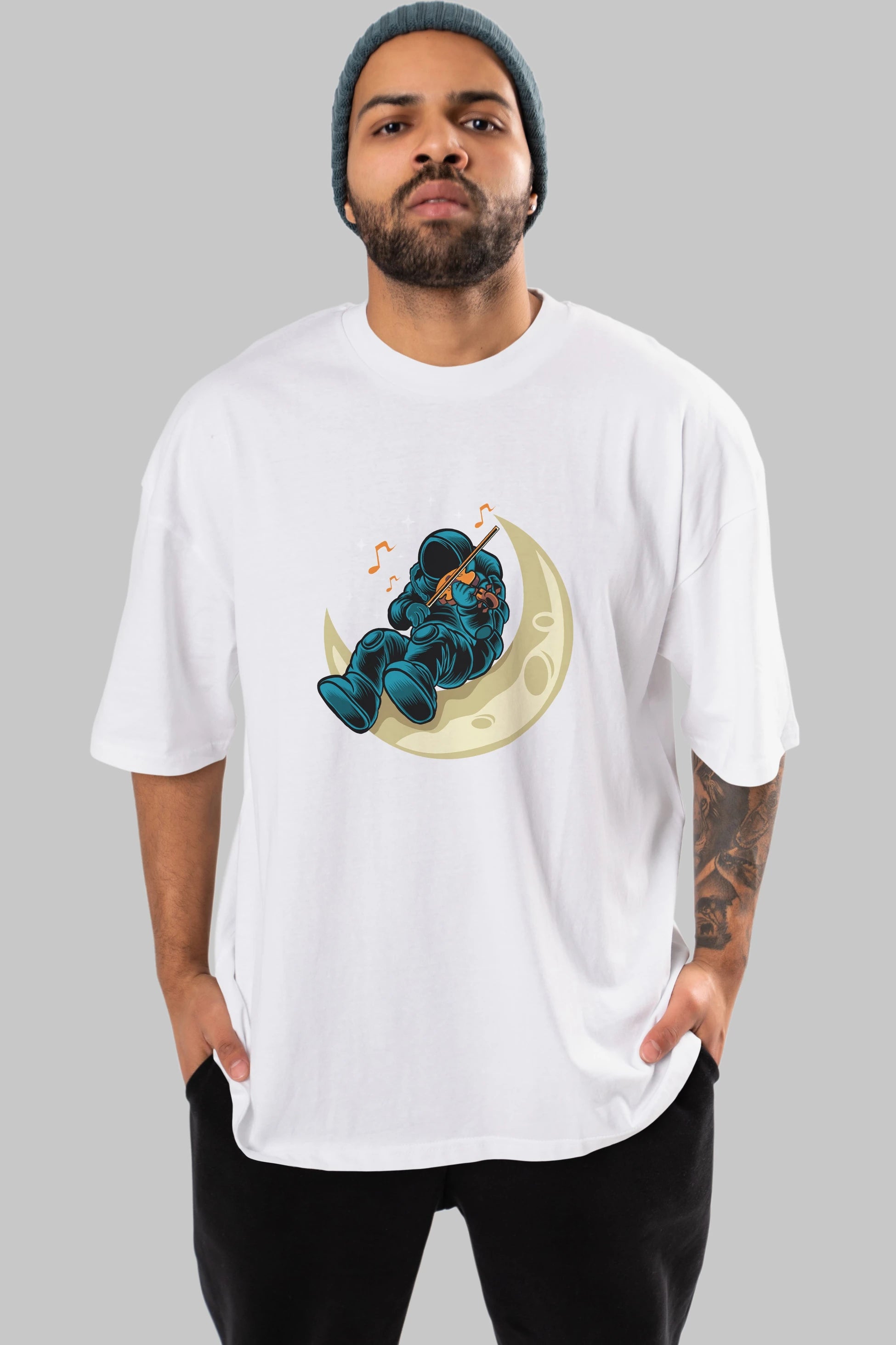 Playing Vionist in Space Ön Baskılı Oversize t-shirt Erkek Kadın Unisex