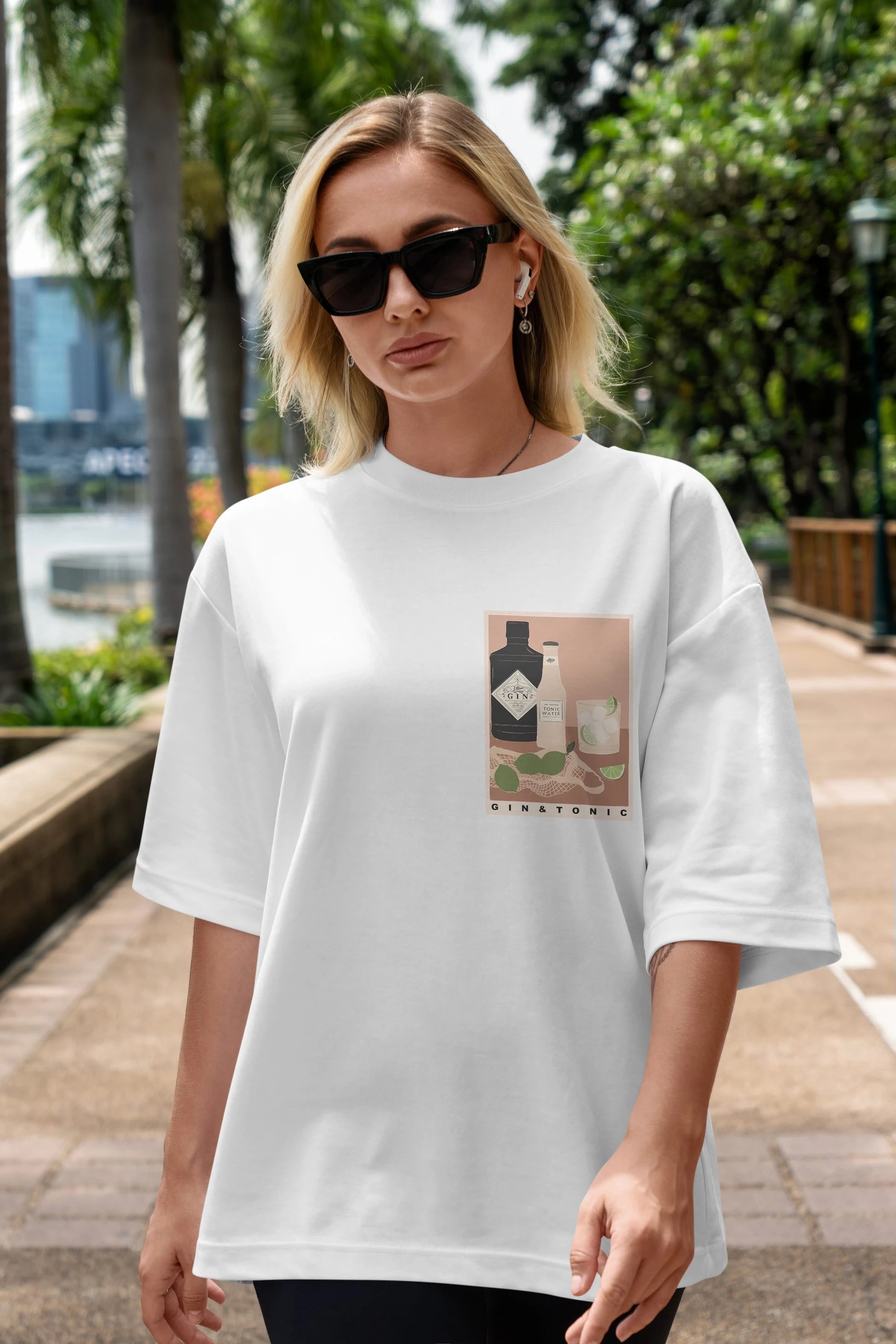 Gin Tonic Ön Sol Baskılı Oversize t-shirt Erkek Kadın Unisex %100 Pamuk Bisiklet Yaka tişort