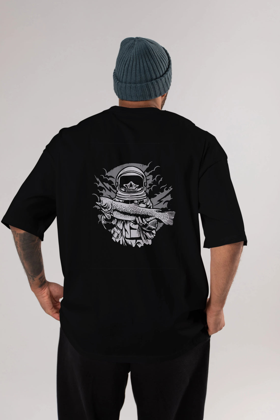 Astronaut Fishing Arka Baskılı Oversize t-shirt Erkek Kadın Unisex %100 Pamuk