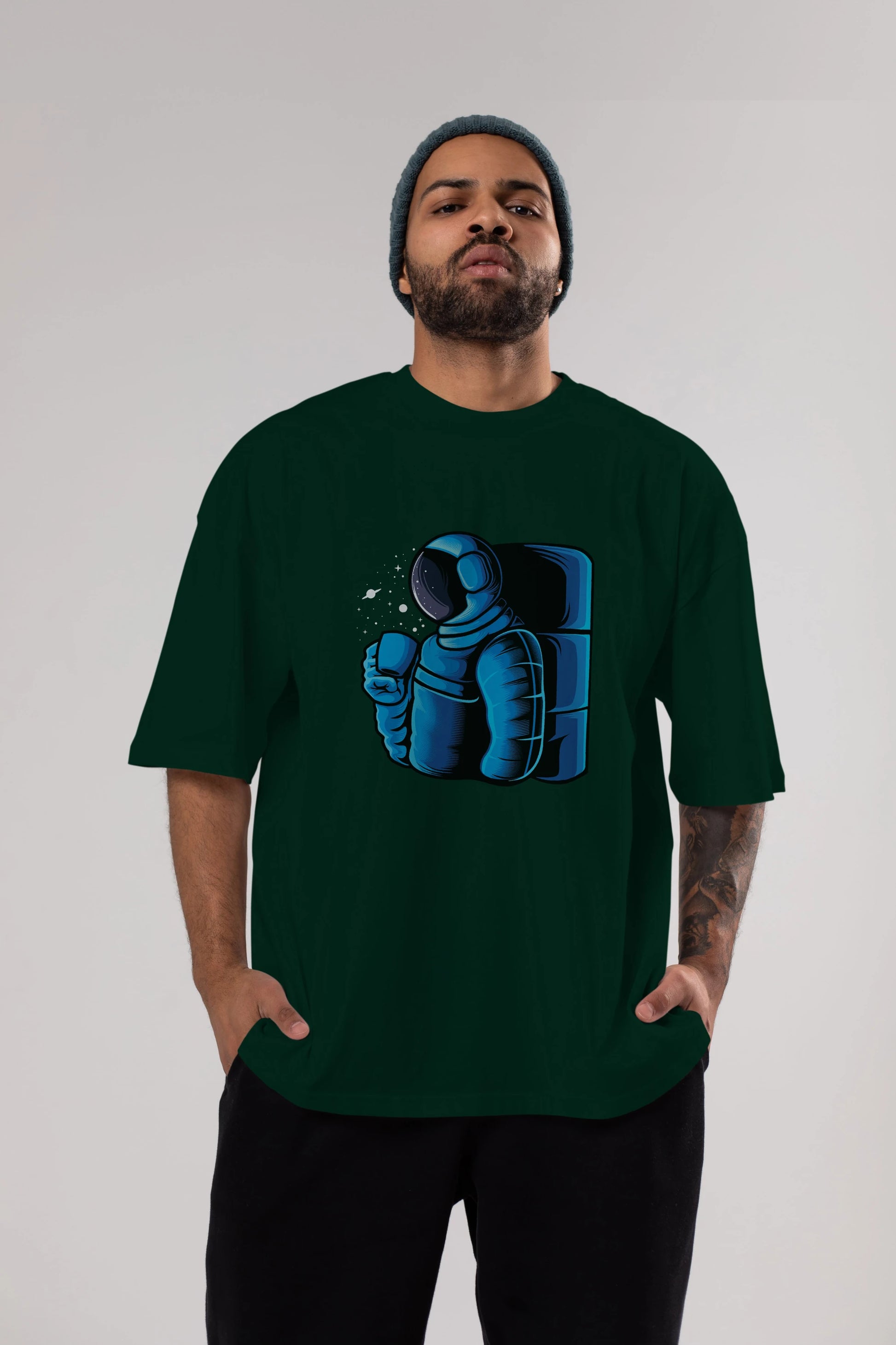 Drinking coffee in space Ön Baskılı Oversize t-shirt Erkek Kadın Unisex