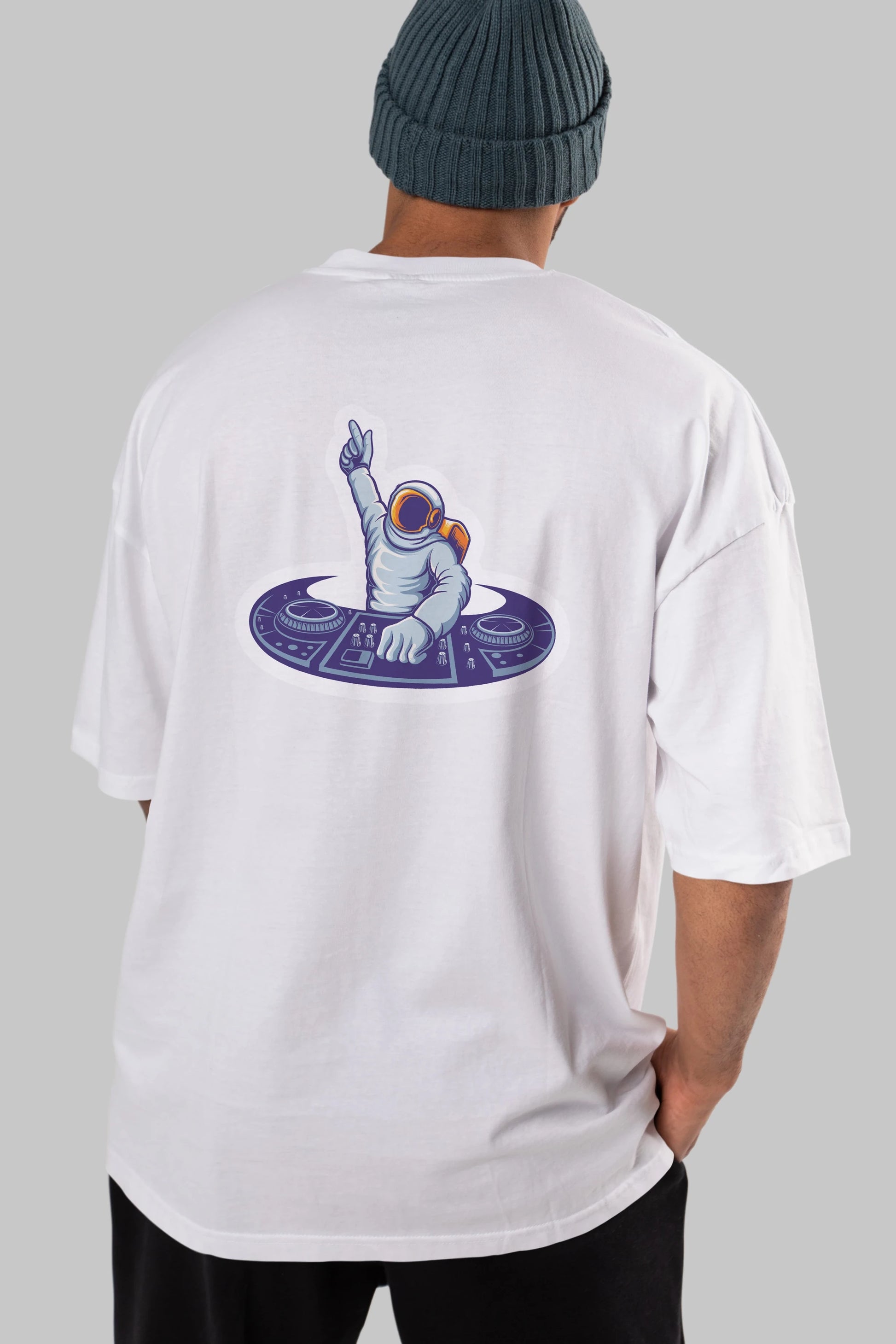 Astronaut Disk Jockey Party Sticker Arka Baskılı Oversize t-shirt Erkek Kadın Unisex