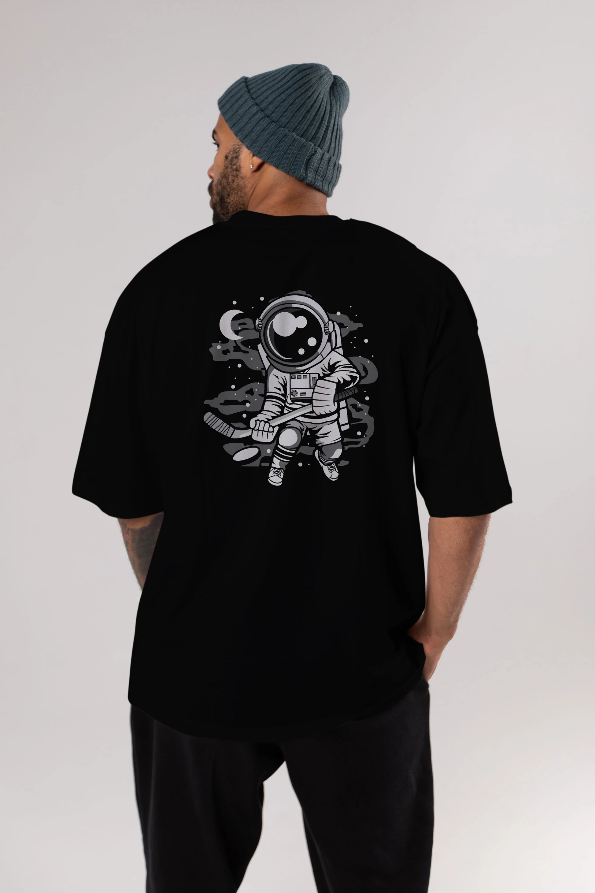 Hockey Player Astronaut Arka Baskılı Oversize t-shirt Erkek Kadın Unisex