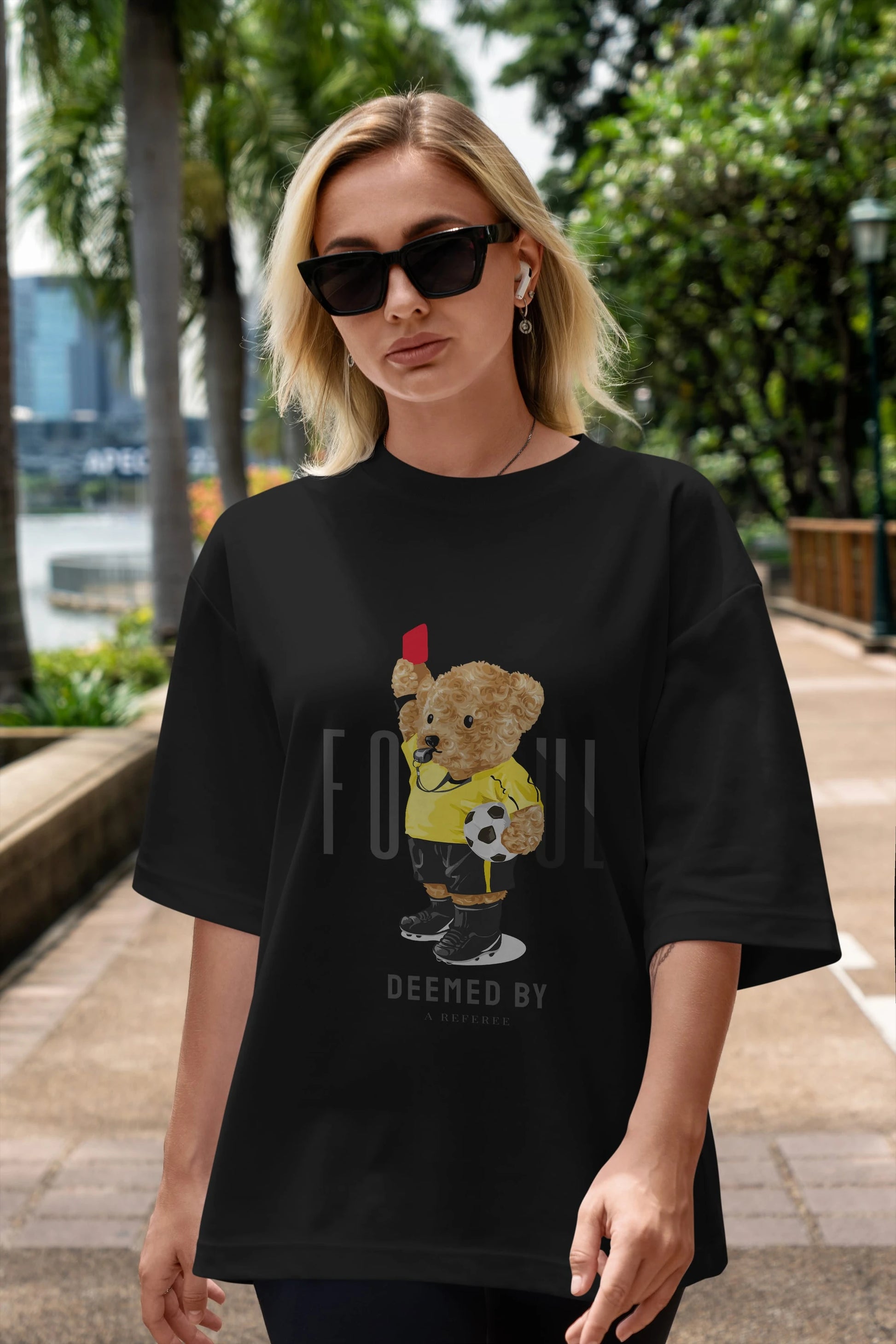 Teddy Bear Kırmızı Kart Ön Baskılı Oversize t-shirt Erkek Kadın Unisex %100 Pamuk