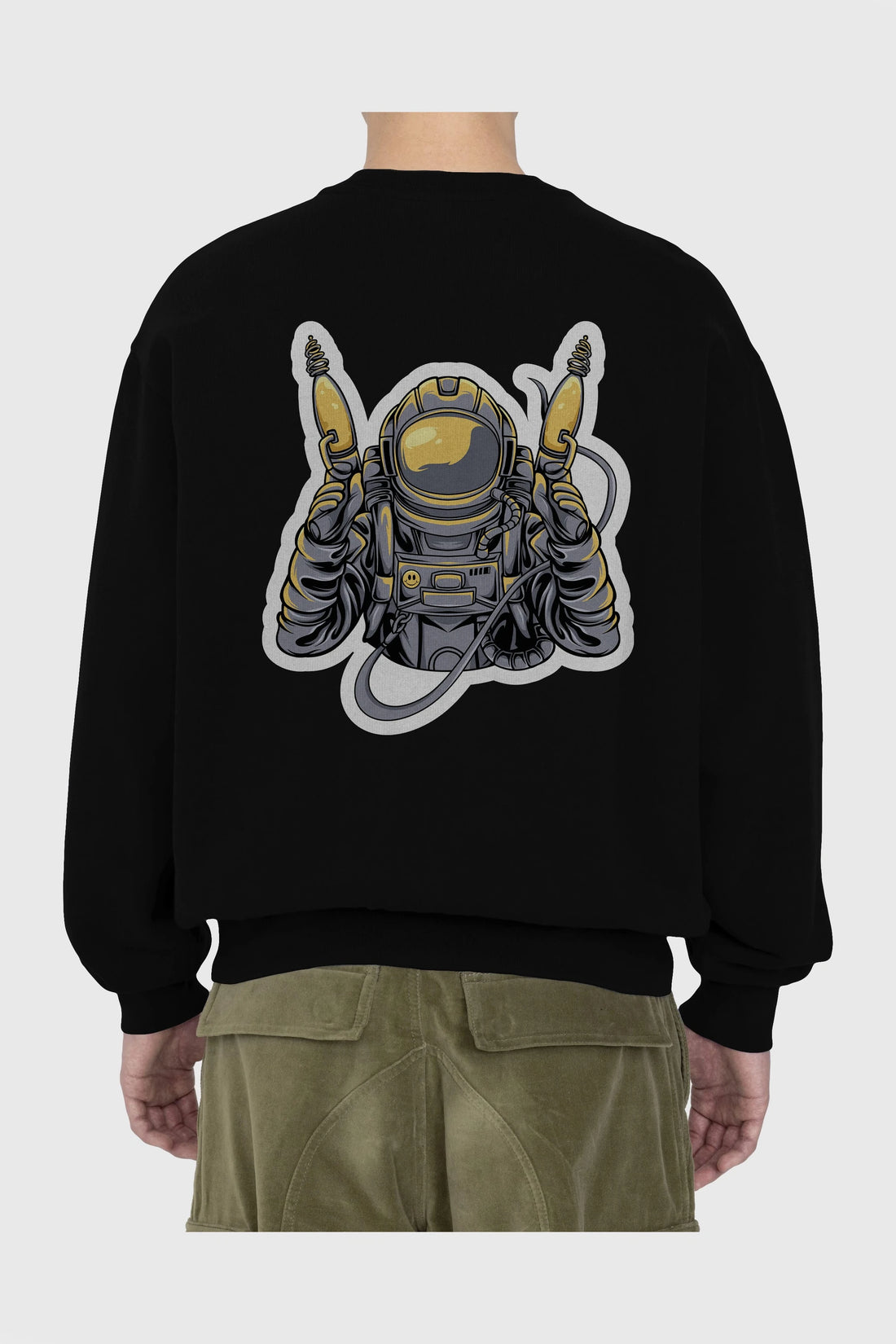 Alien Hunter Sticker Arka Baskılı Oversize Sweatshirt Erkek Kadın Unisex