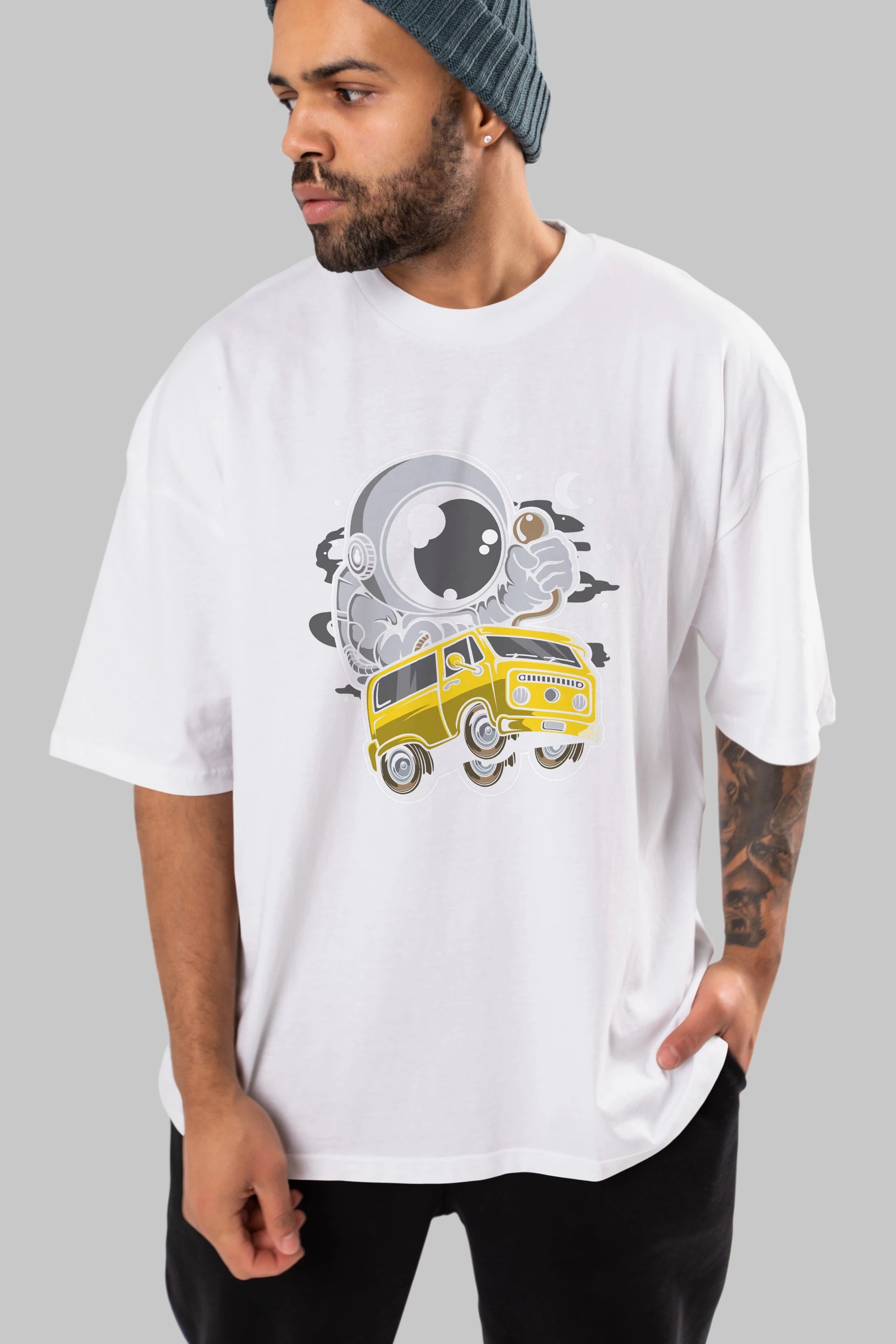 Astronaut Car Racer Ön Baskılı Oversize t-shirt Erkek Kadın Unisex