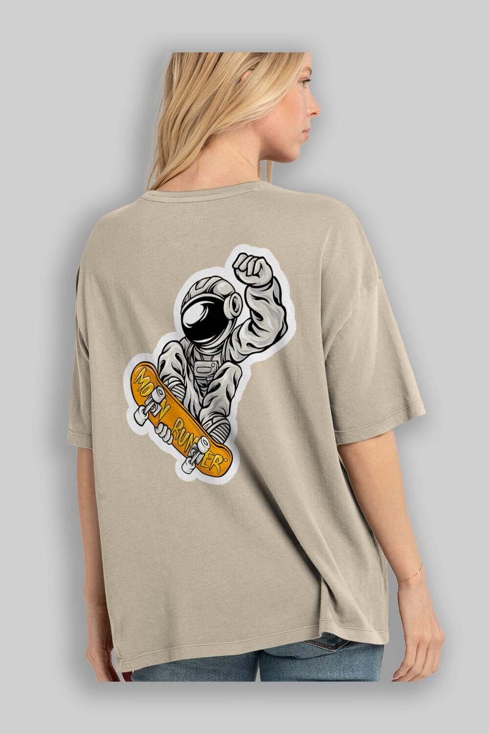 Moon Runner Sticker Arka Baskılı Oversize t-shirt Erkek Kadın Unisex