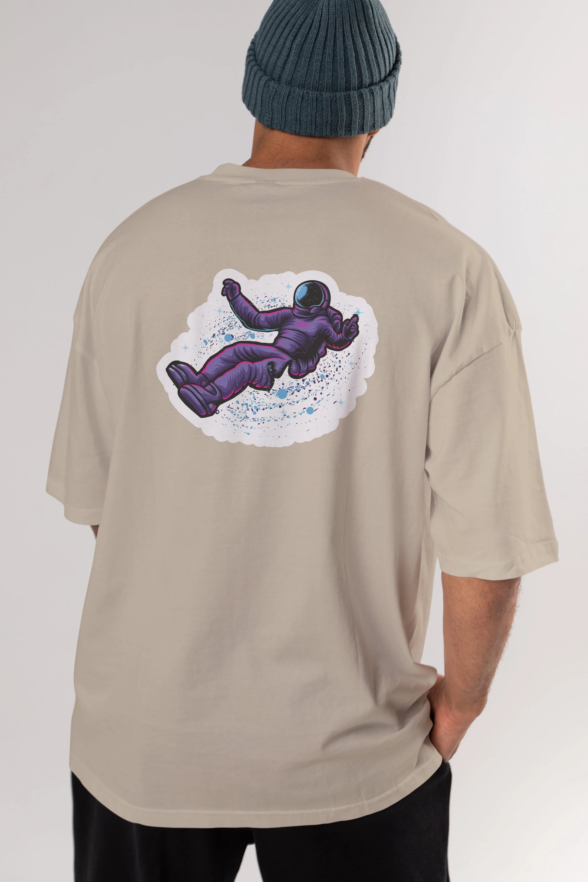 Having fun in outer space sticker Arka Baskılı Oversize t-shirt Erkek Kadın Unisex