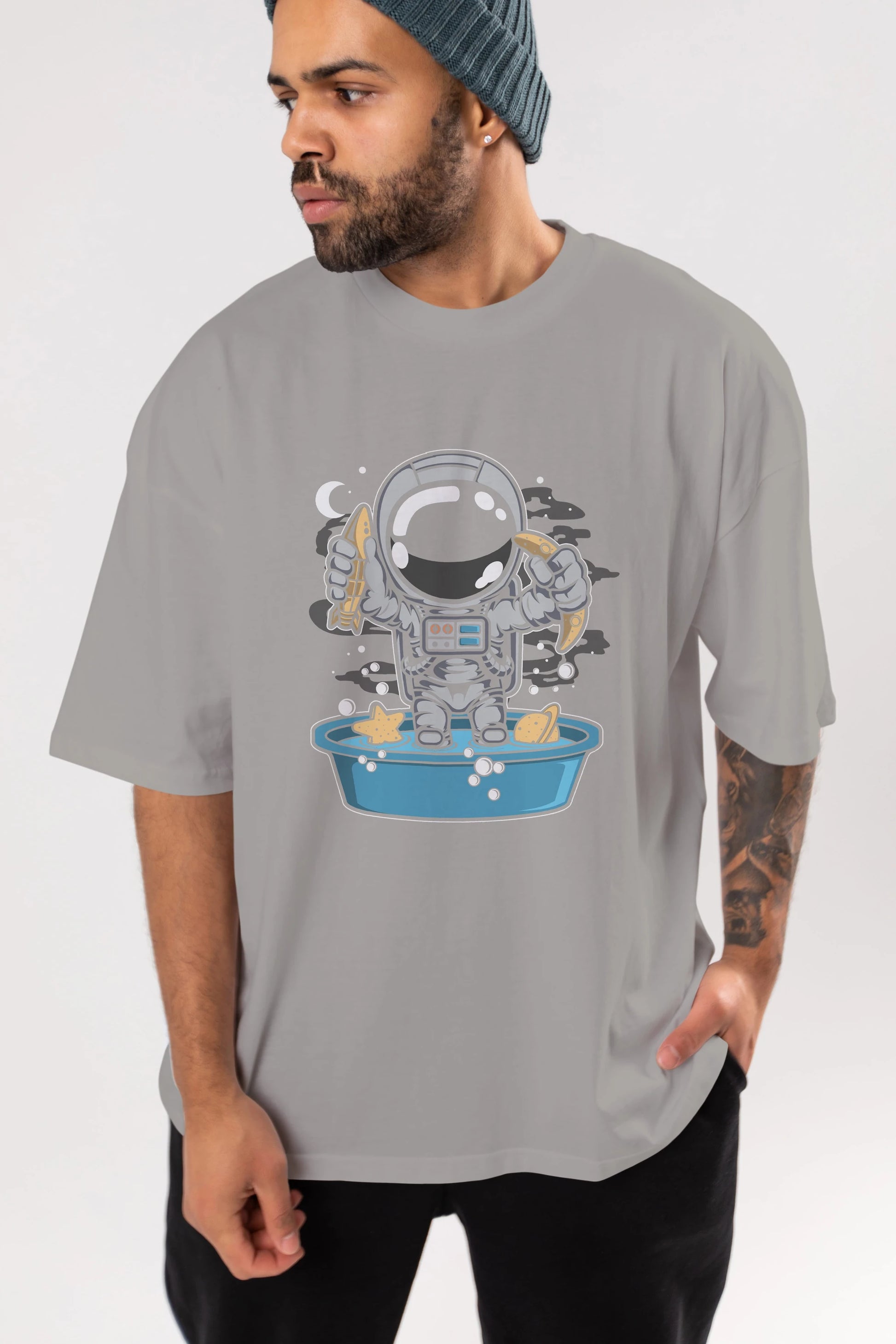 Astronaut Bath Tub Ön Baskılı Oversize t-shirt Erkek Kadın Unisex