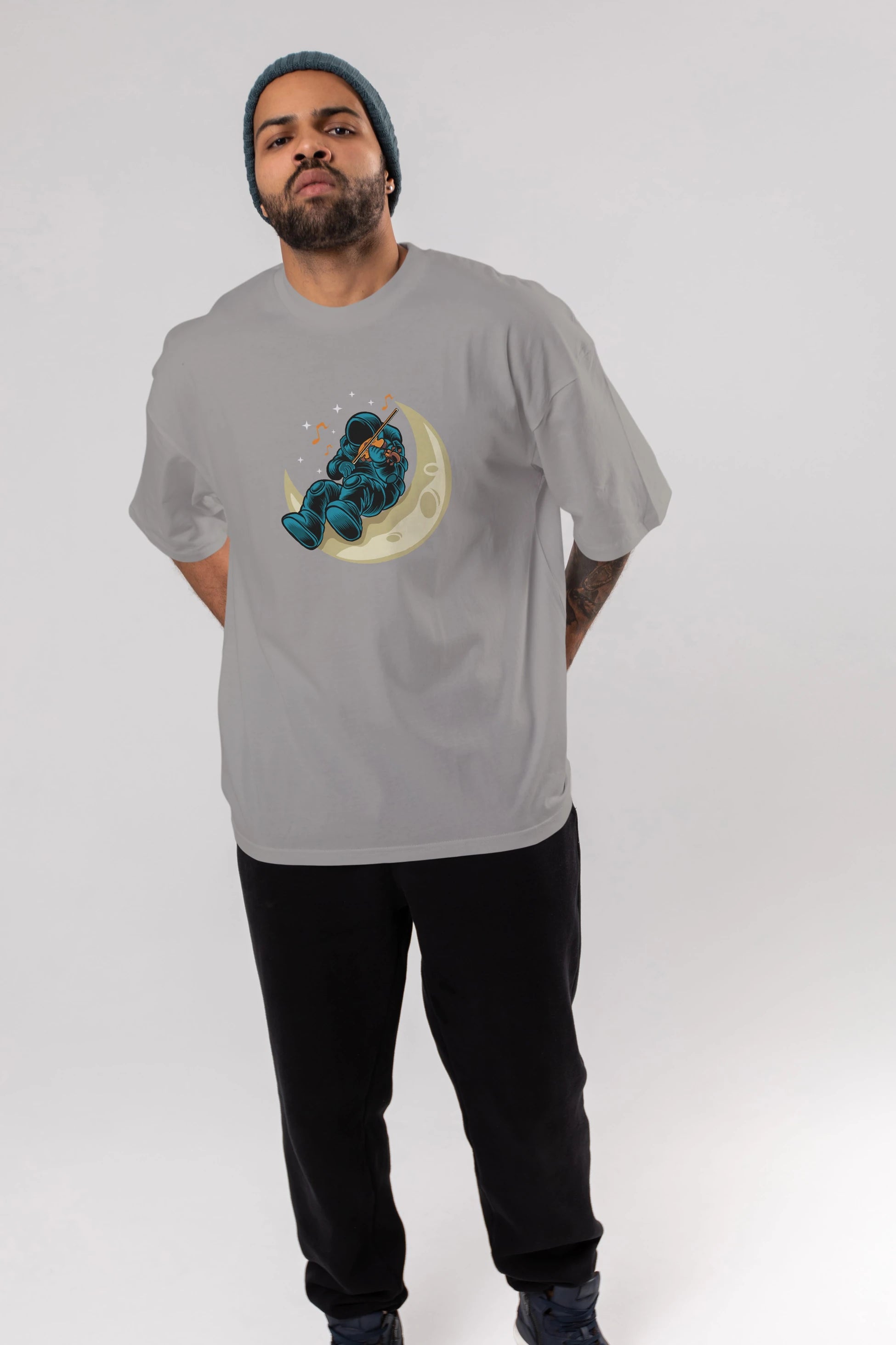 Playing Vionist in Space Ön Baskılı Oversize t-shirt Erkek Kadın Unisex