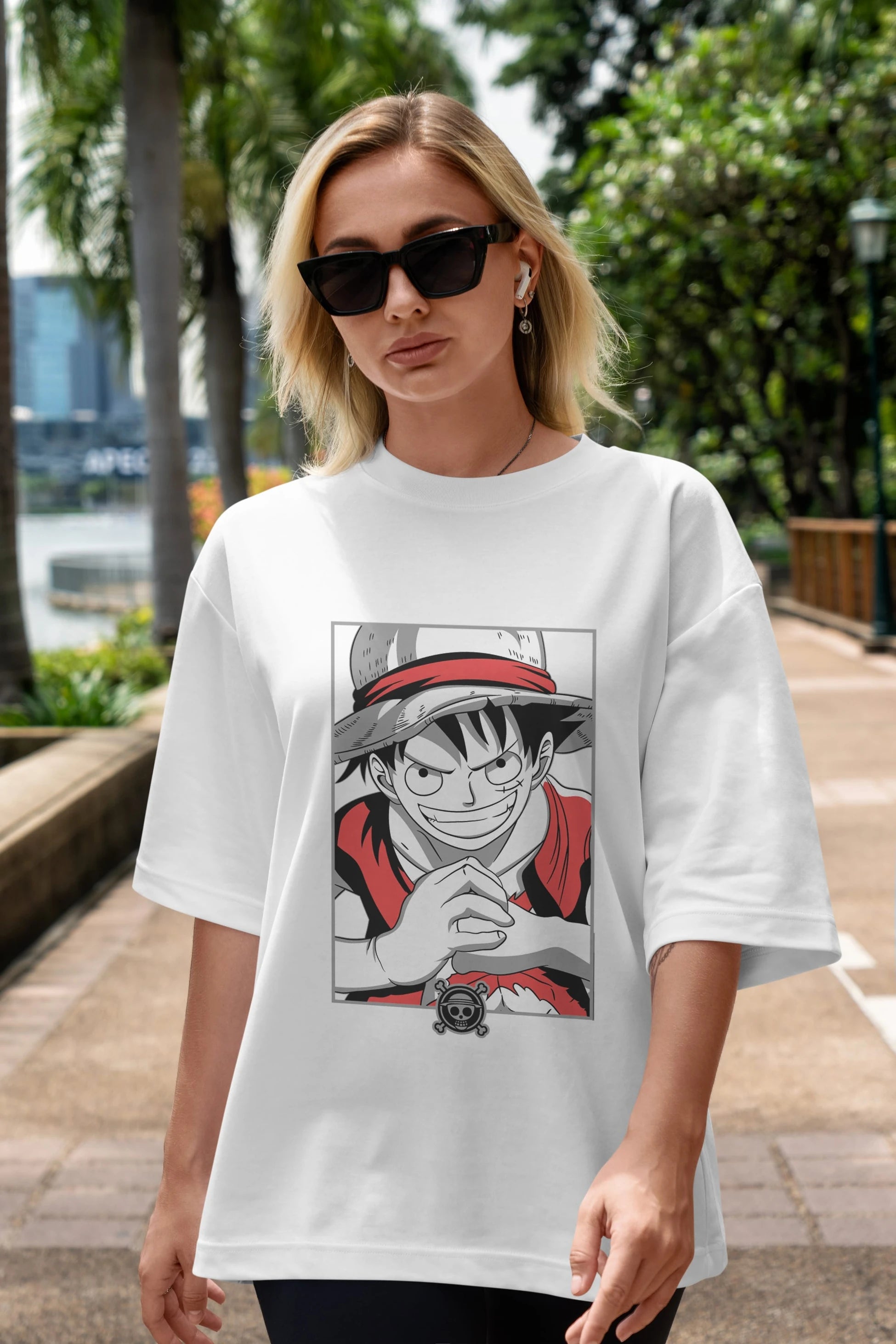 LUFF D. MONKEY OnePiece Anime Ön Baskılı Oversize t-shirt %100 pamuk Erkek Kadın Unisex
