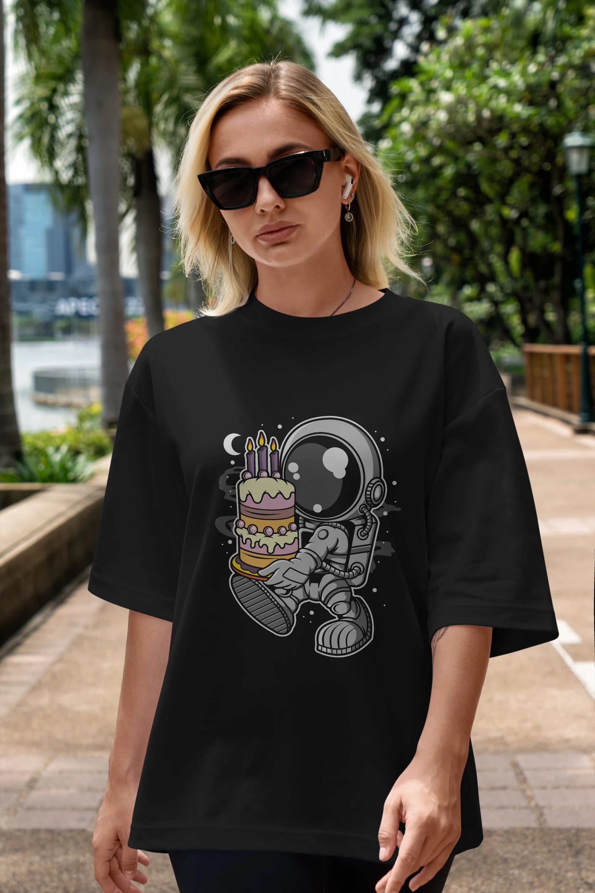 Astronaut Birthday Cake Ön Baskılı Oversize t-shirt Erkek Kadın Unisex