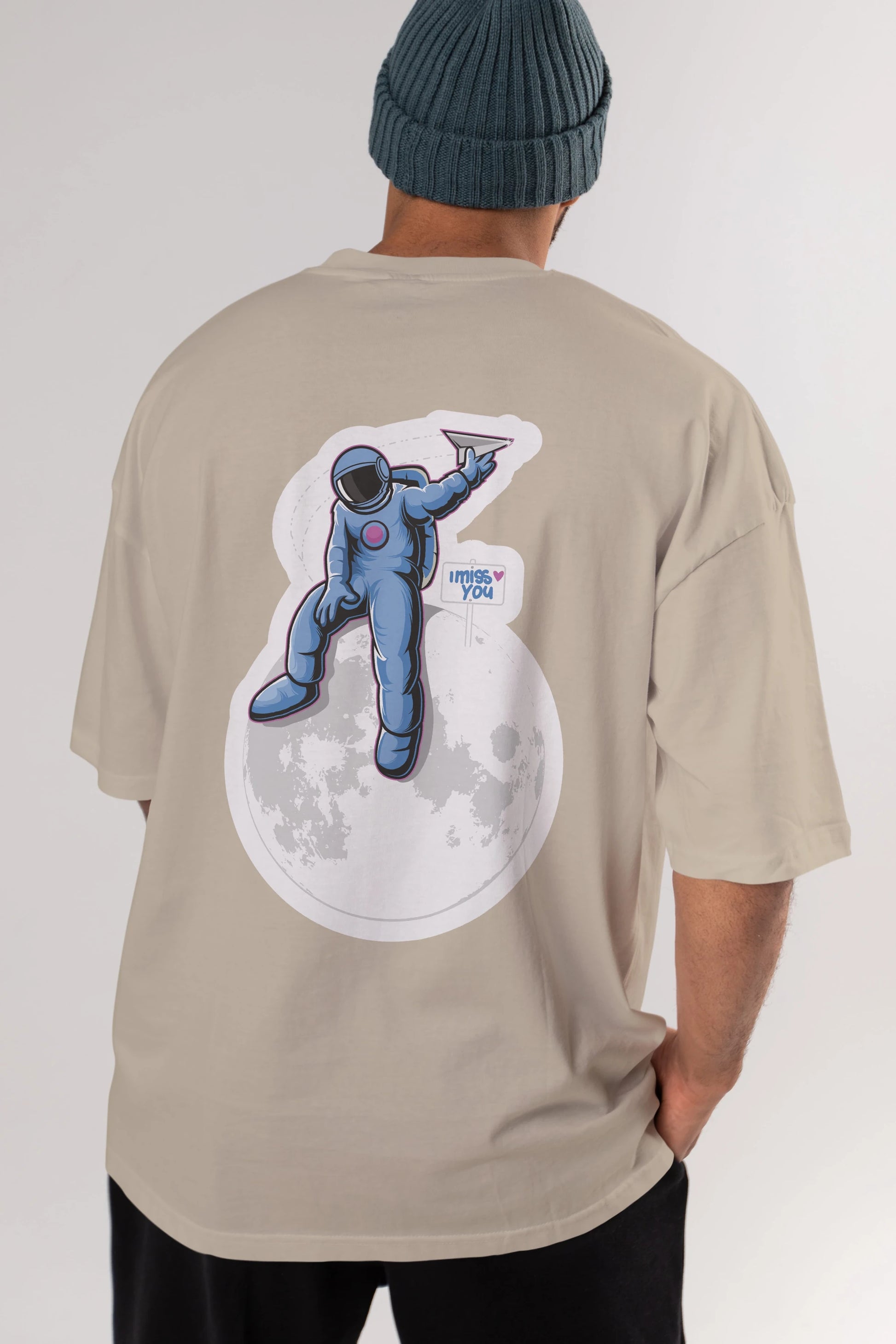 Astro Missing Earth Sticker Arka Baskılı Oversize t-shirt Erkek Kadın Unisex
