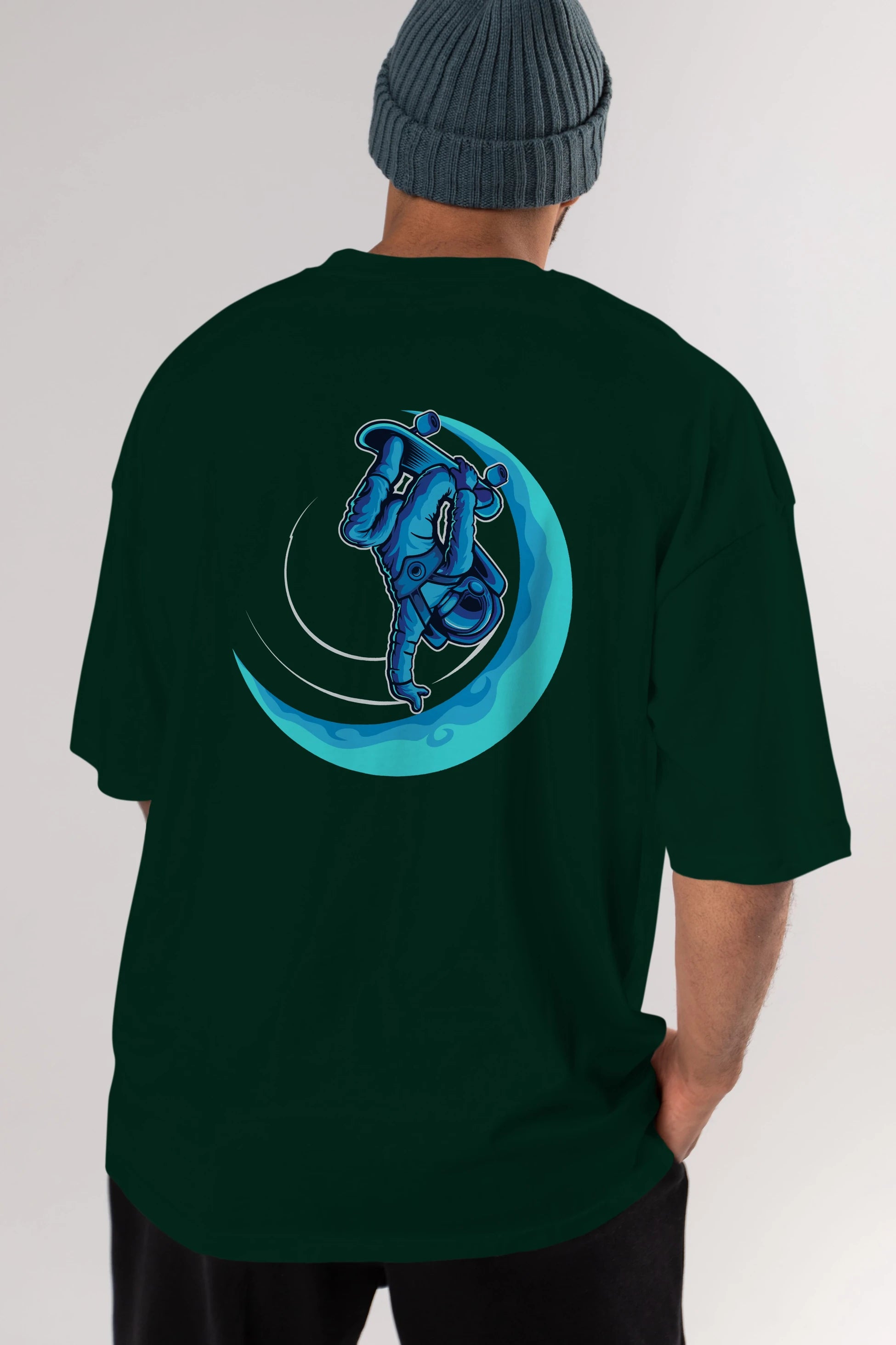 Skating on the moon Arka Baskılı Oversize t-shirt Erkek Kadın Unisex