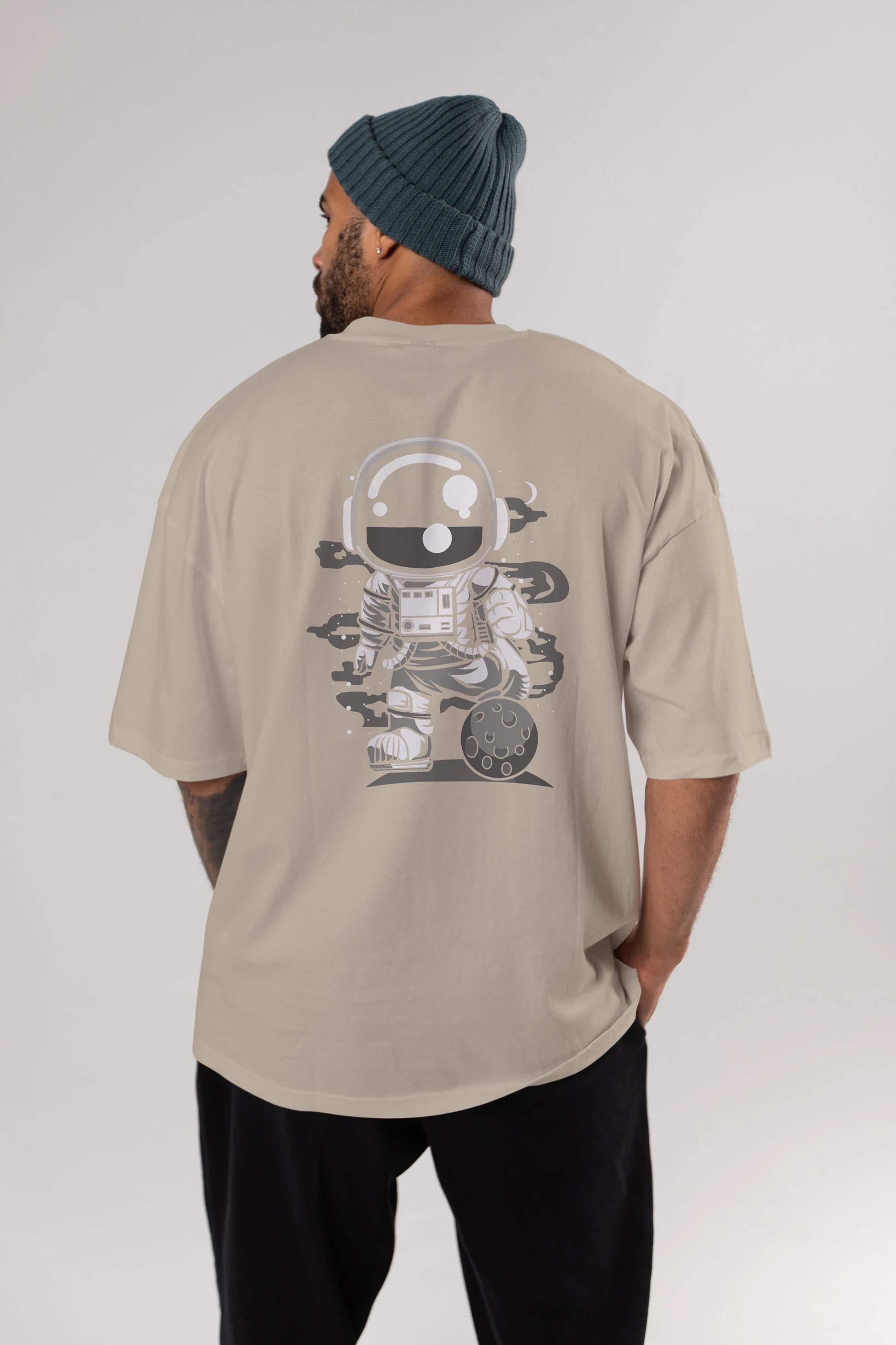 Astronaut Soccer Arka Baskılı Oversize t-shirt Erkek Kadın Unisex