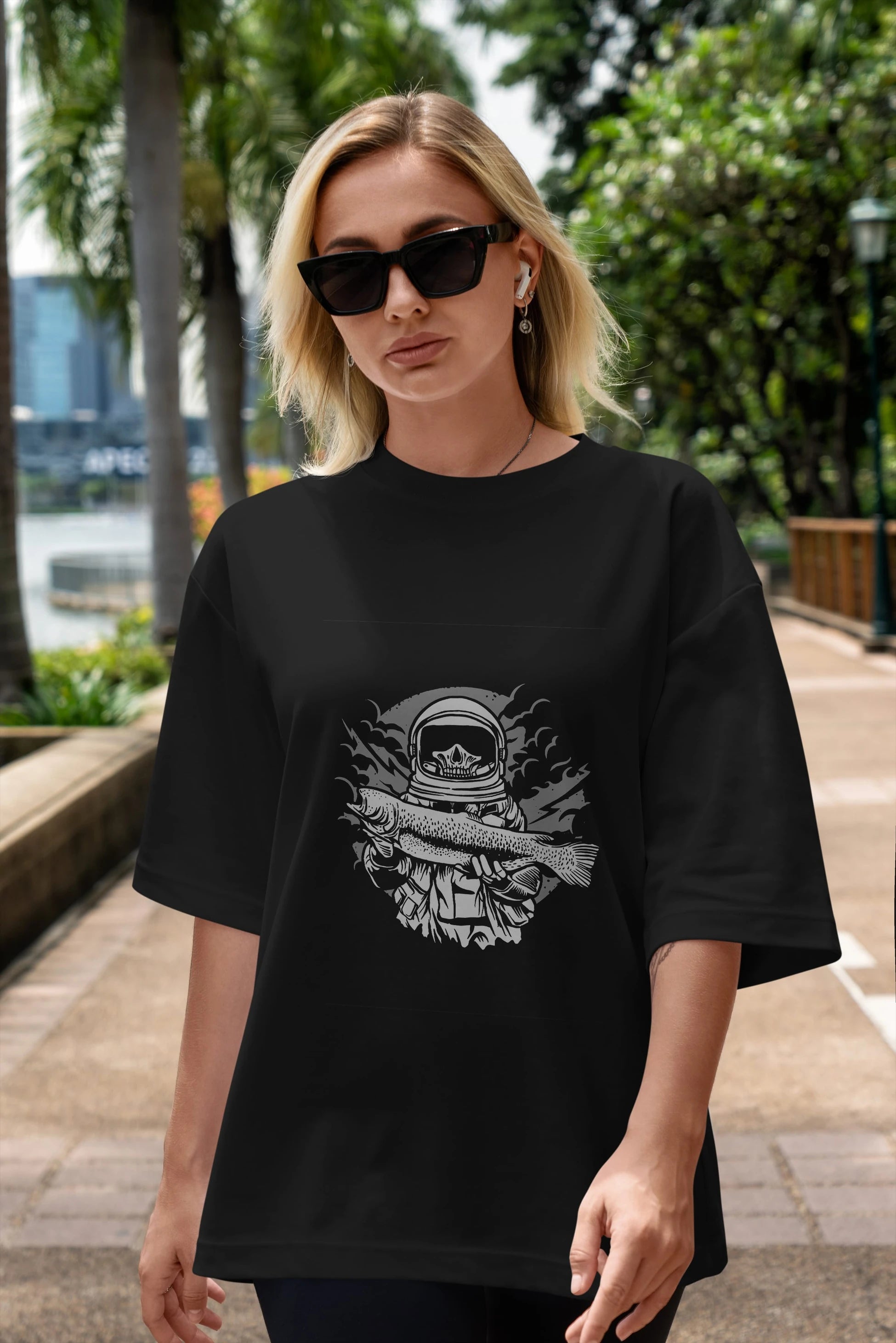Astronaut Fishing Ön Baskılı Oversize t-shirt Erkek Kadın Unisex %100 Pamuk tişort