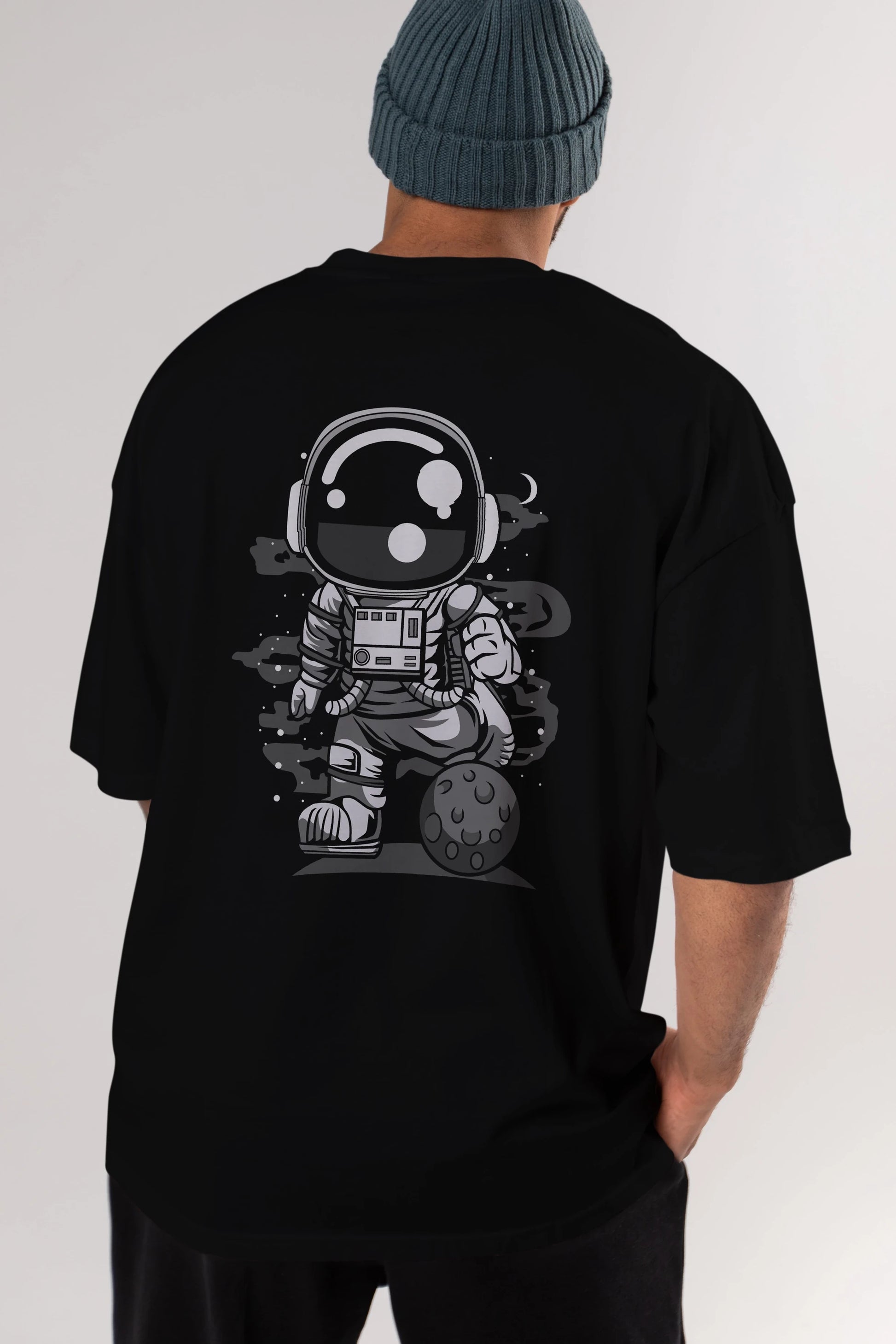 Astronaut Soccer Arka Baskılı Oversize t-shirt Erkek Kadın Unisex